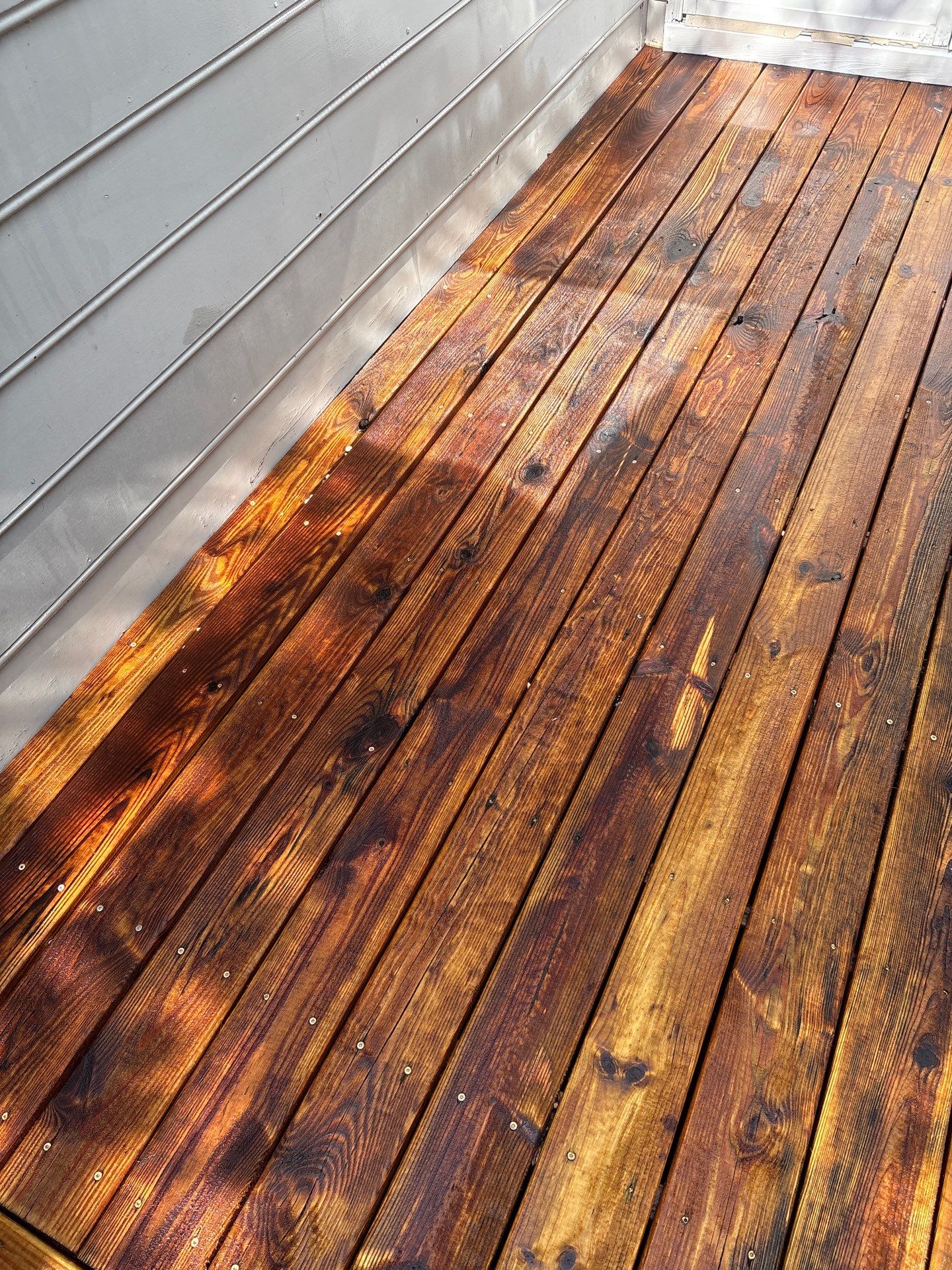 Wood Deck using Wood Sealant by DuraSeal