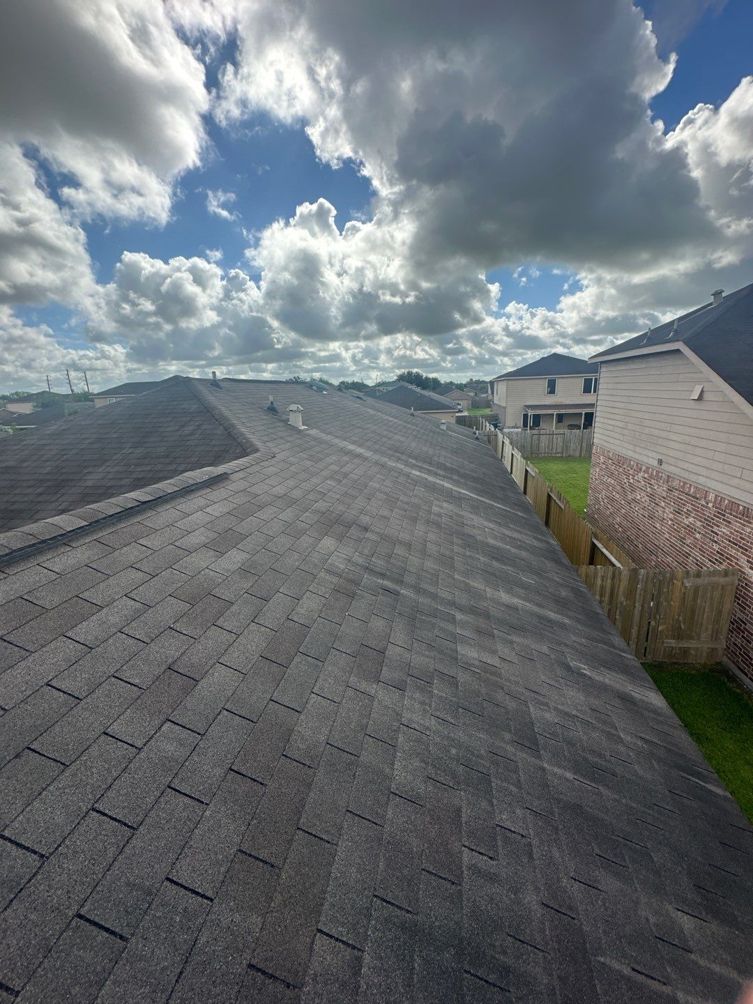 Residential Roofing Installation using Owen's Corning Duration (Lifetime) Shingles by Roof Repair Company