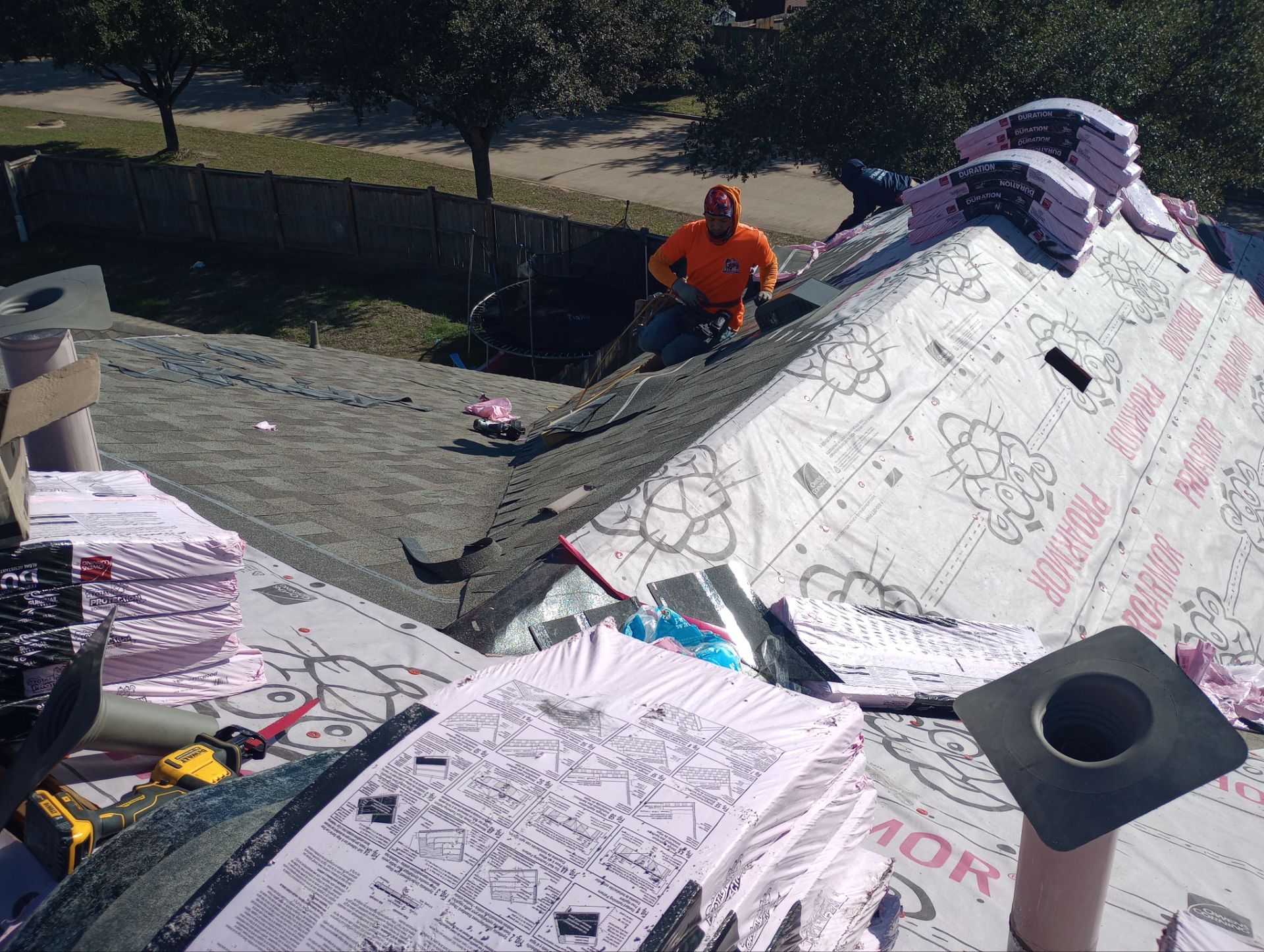Residential Roofing Installation using Owen's Corning Duration (Lifetime) Shingles by Roof Repair Company