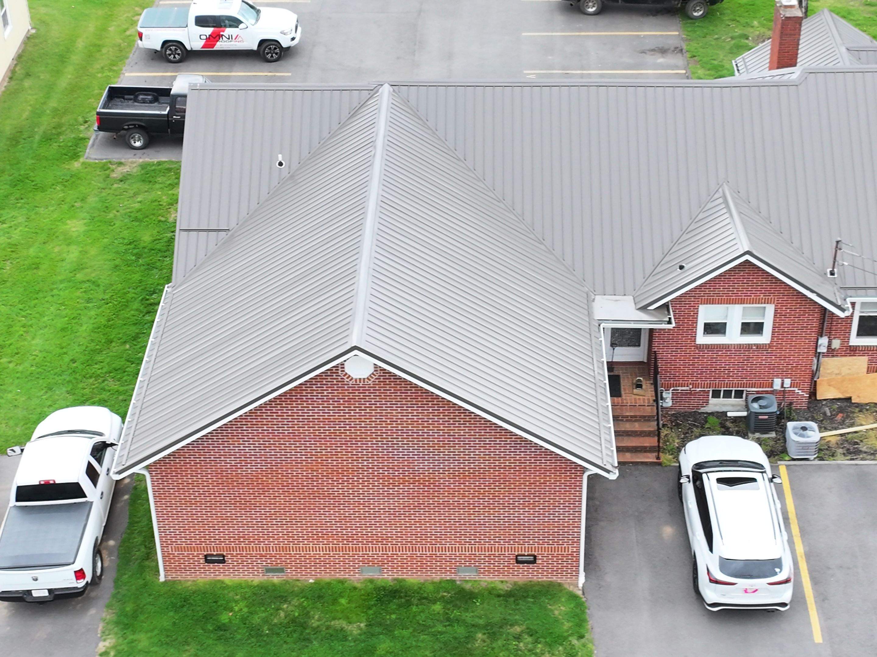 Carter County Planning Office by Omnia Roofing
