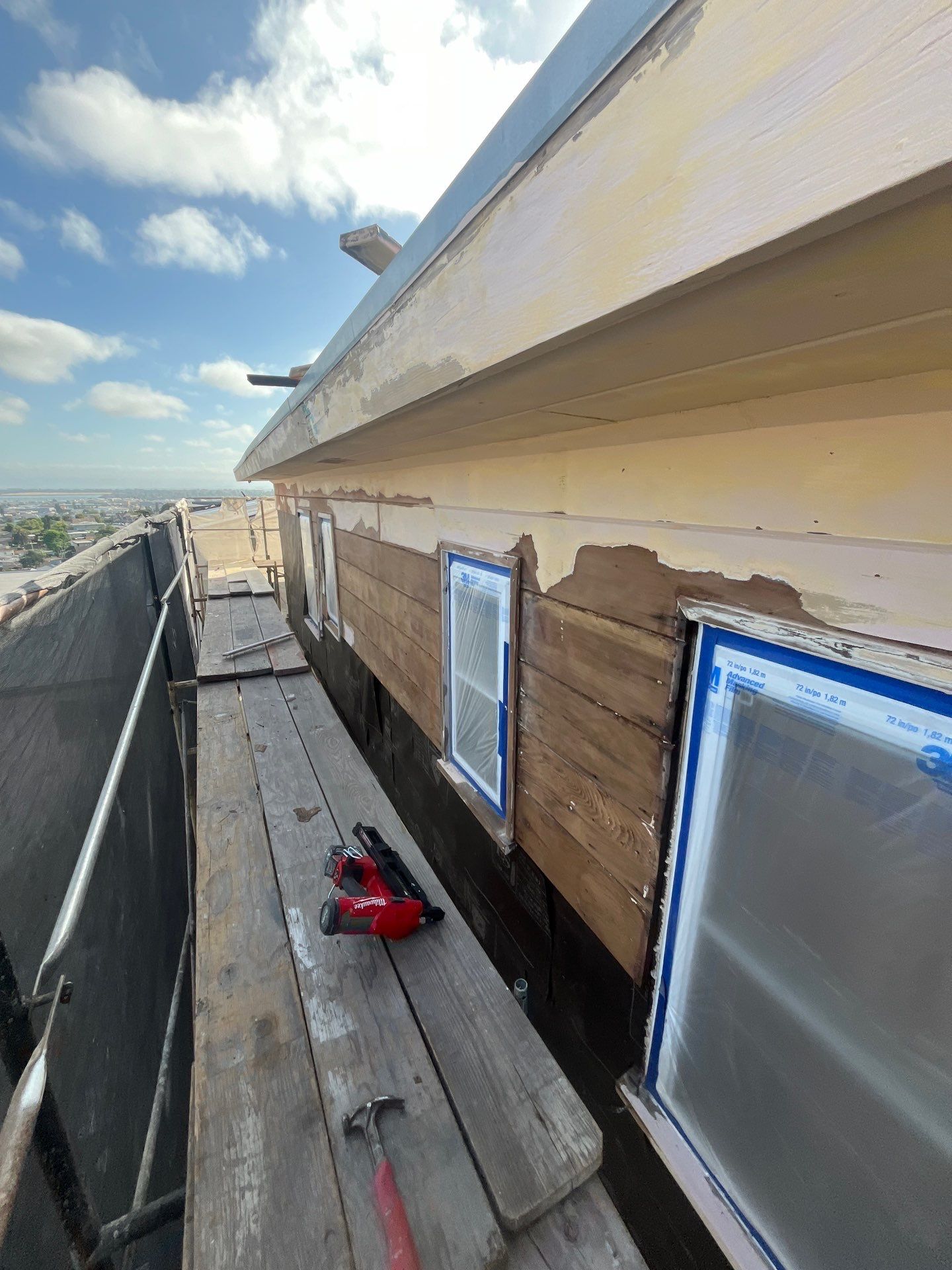 Exterior Painting using Sherwin-Williams  by Herrera’s Bay Area Painting inc.