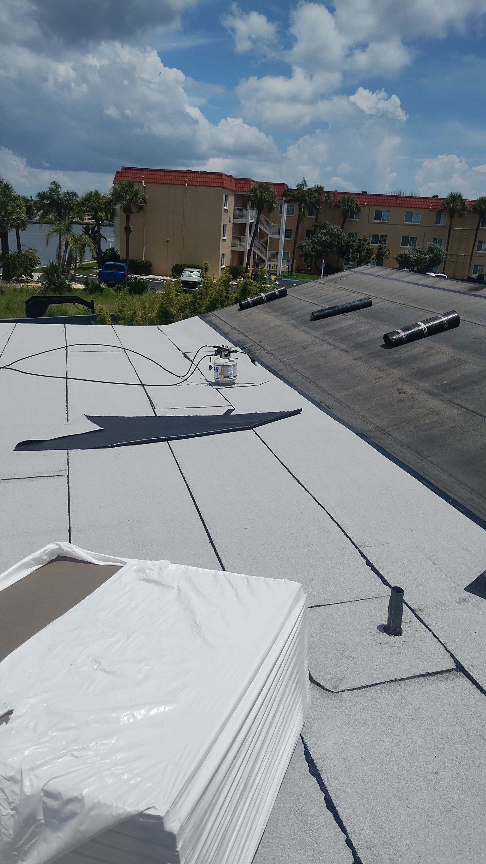Project in St. Petersburg 33704 by Mitchell Roofing Company LLC 