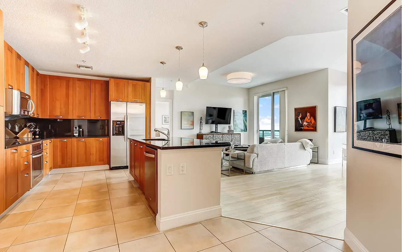 Riverplace Condo Interior Painting and Drywall Repairs in San Marco Jacksonville by A New Leaf Painting, LLC