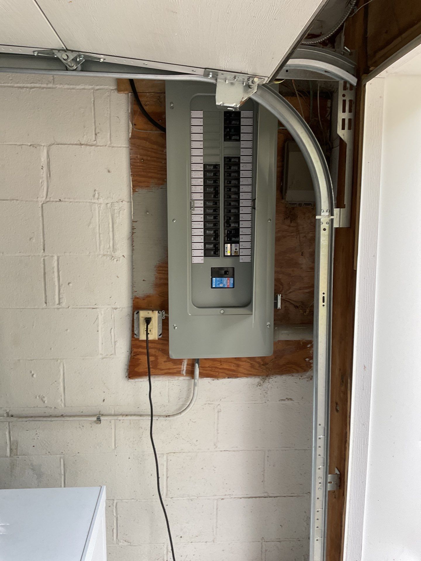 200A Service Upgrade with EV Charger & Doorbell Wiring by ZAM Electric