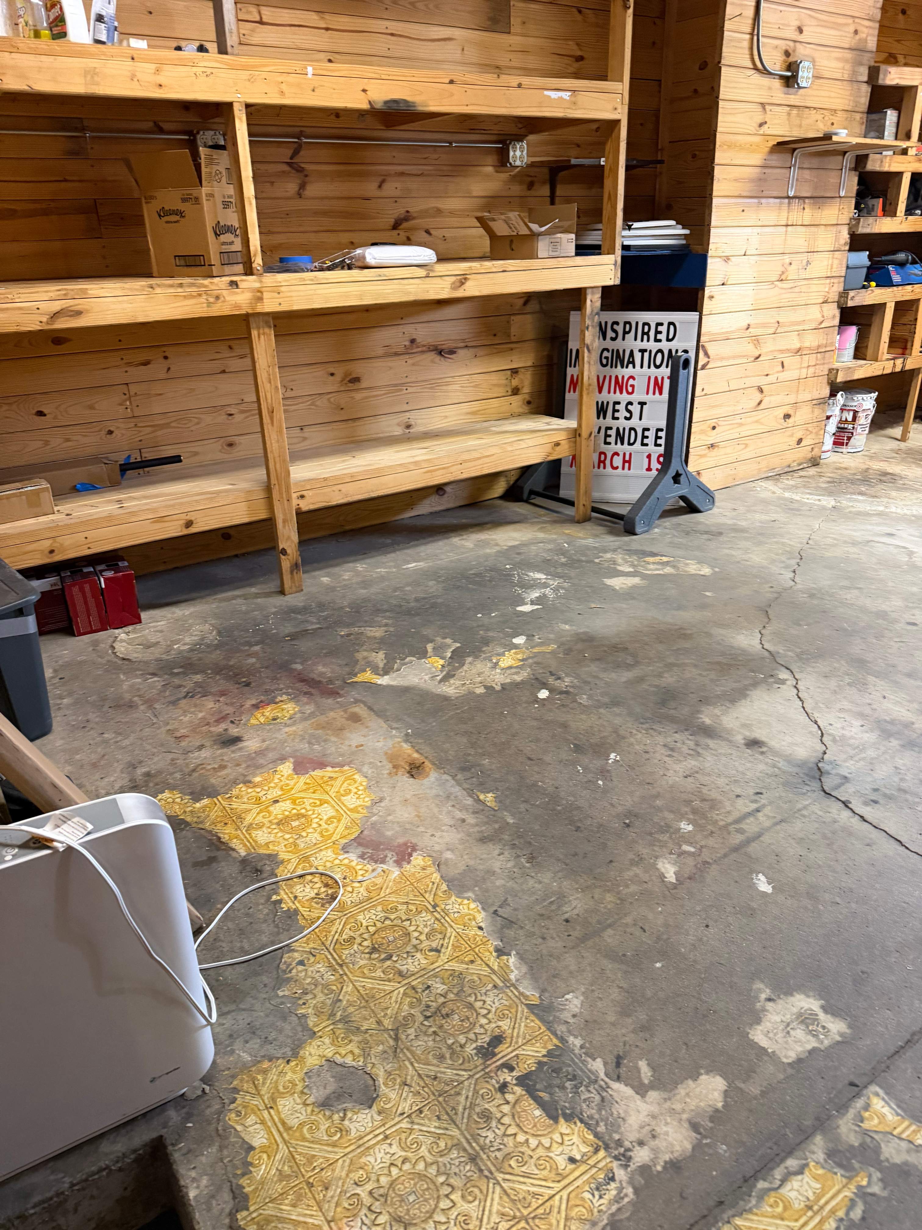 Commercial Epoxy Flake Floor Coating in Emmetsburg, Iowa by Select Painting, Coatings & Garage Cabinets