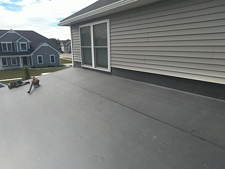 Outdoor Living Addition by Ivy Lea Construction