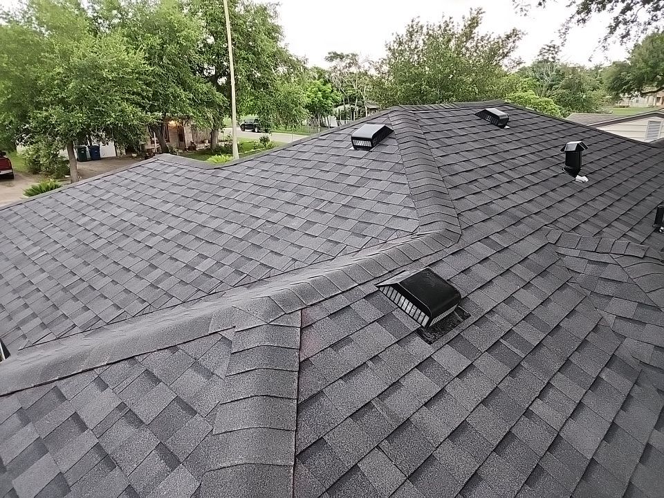 Residential Roofing Installation using Certainteed Landmark by Galvan Roofing and Construction