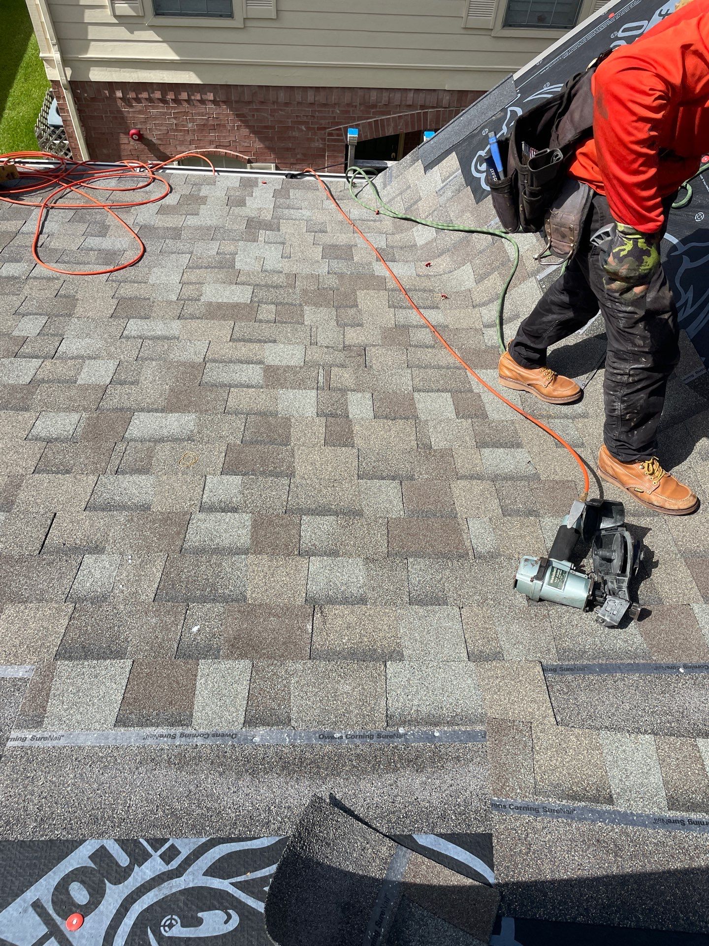 Residential Roofing Installation using Owen's Corning Duration (Lifetime) Shingles by Roof Repair Company