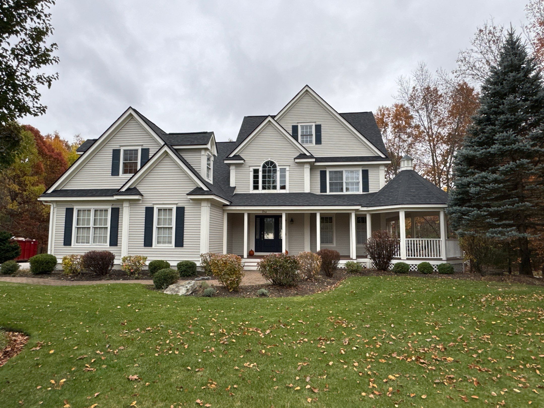 Hollis, NH Roof Replacement – Sleek New Look with Onyx Black Owens Corning Duration Shingles by Compass exteriors