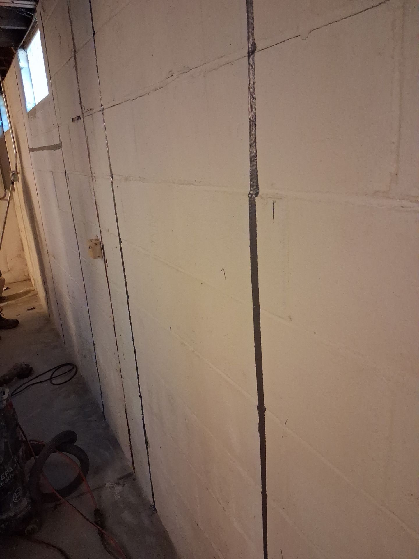 Wall Reinforcements and Repair by Toledo Basement Repair