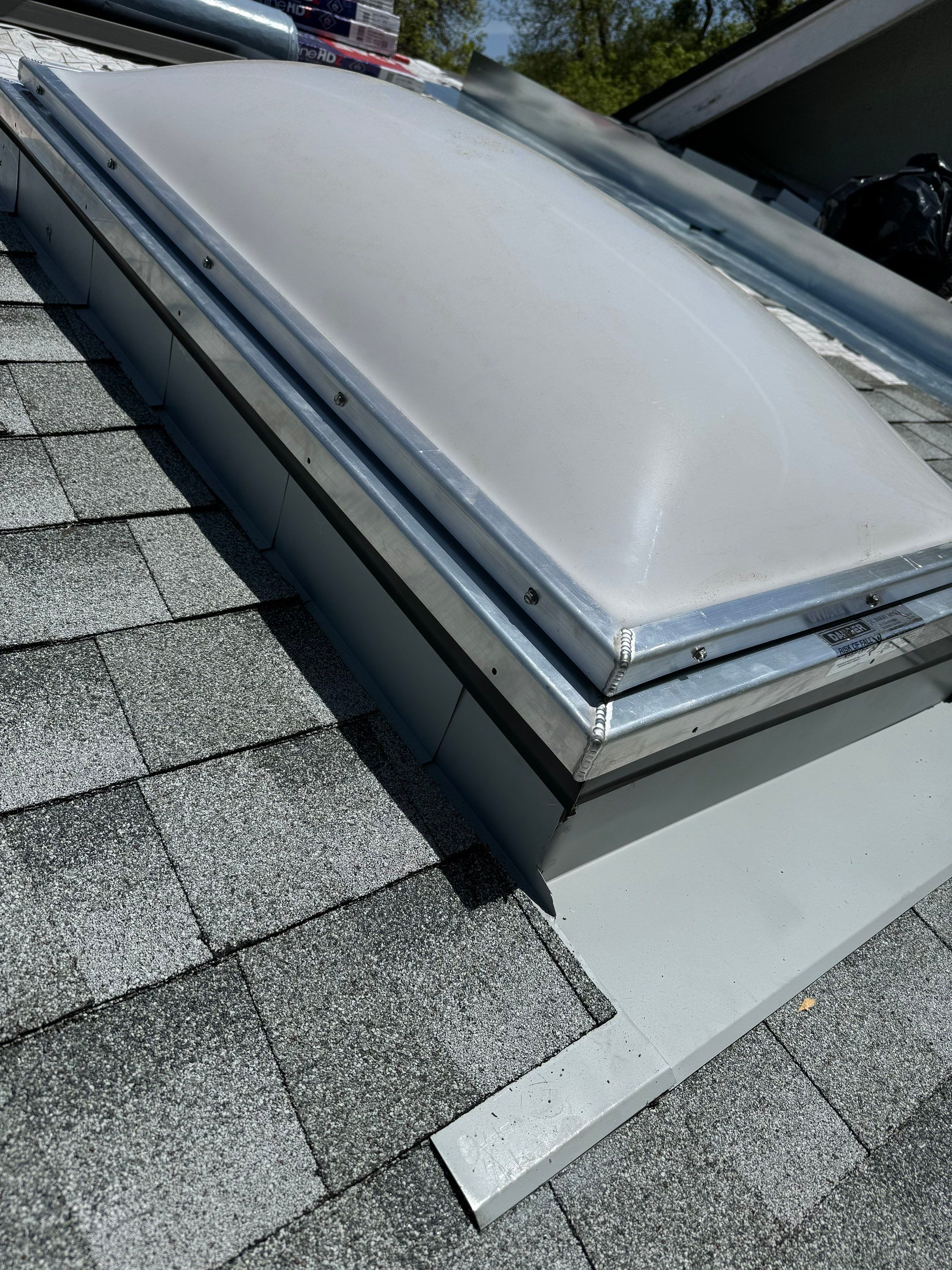 GAF Timberline HDZ-RS shingle project by Straight Edge Roofing Inc