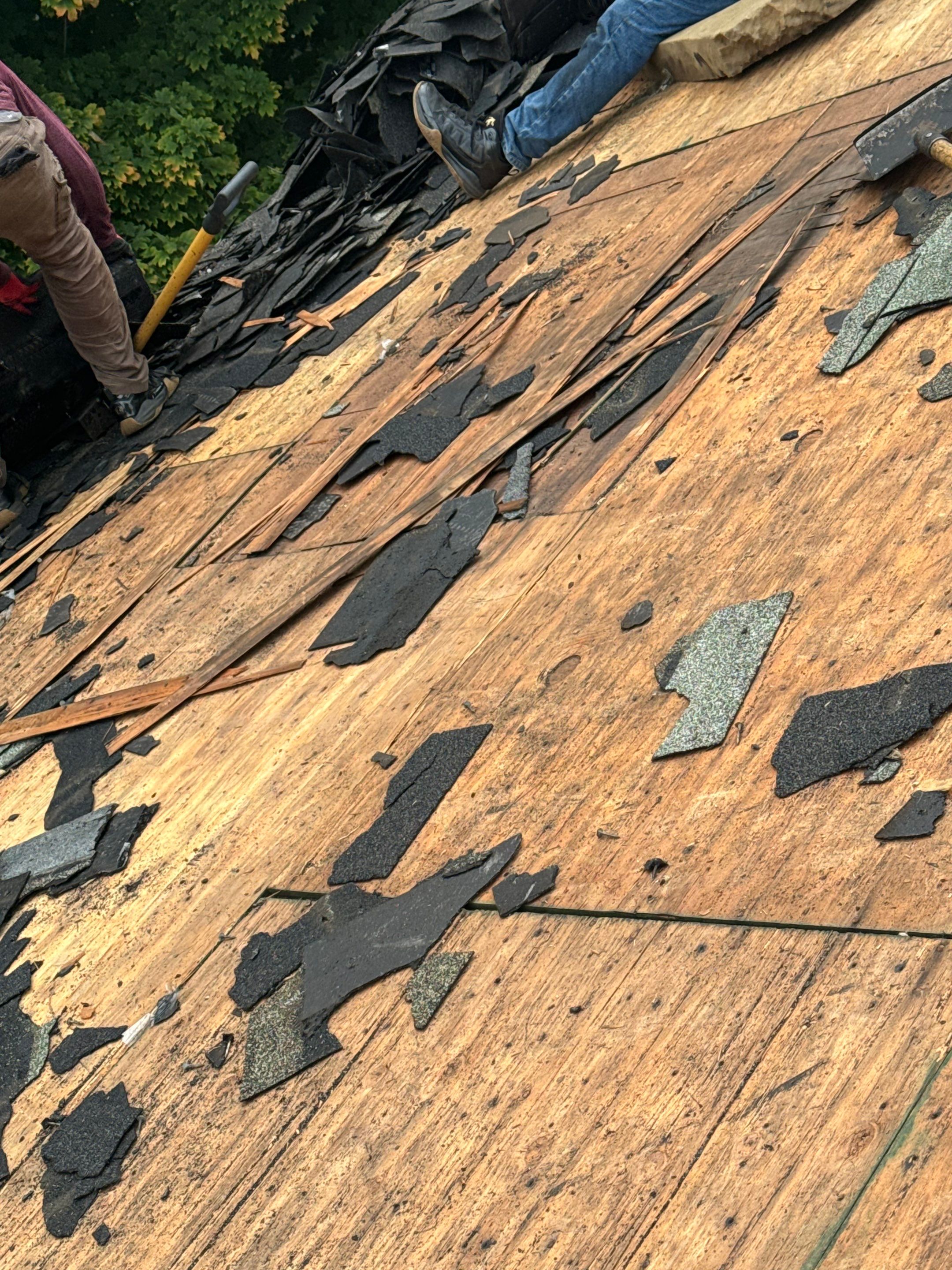 Roof Replacement using CertainTeed Northgate by 180 Contractors
