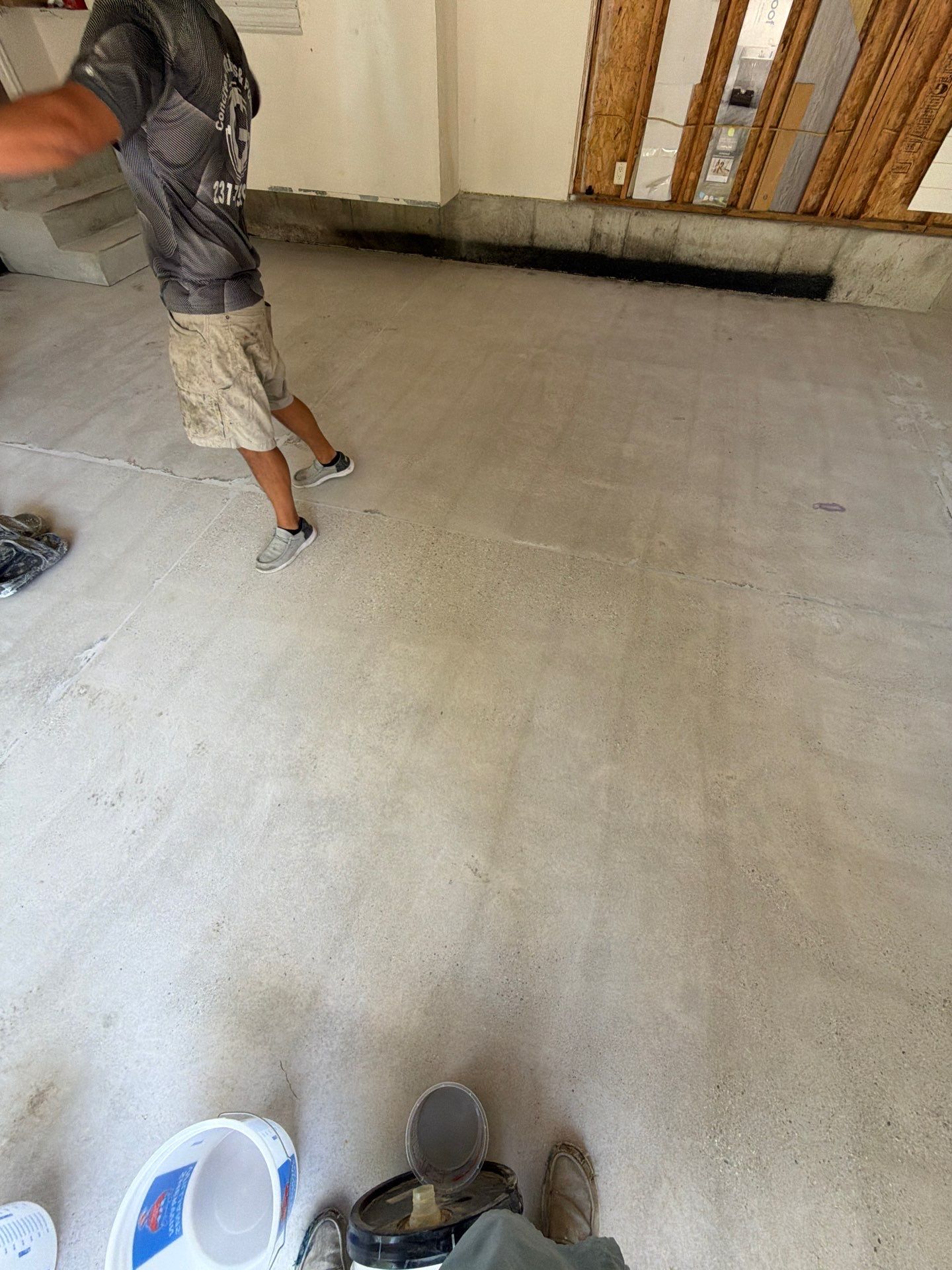 Custom Grey Flake Epoxy Garage Floor and Step Coating in Norton Shores by Gordon Painting