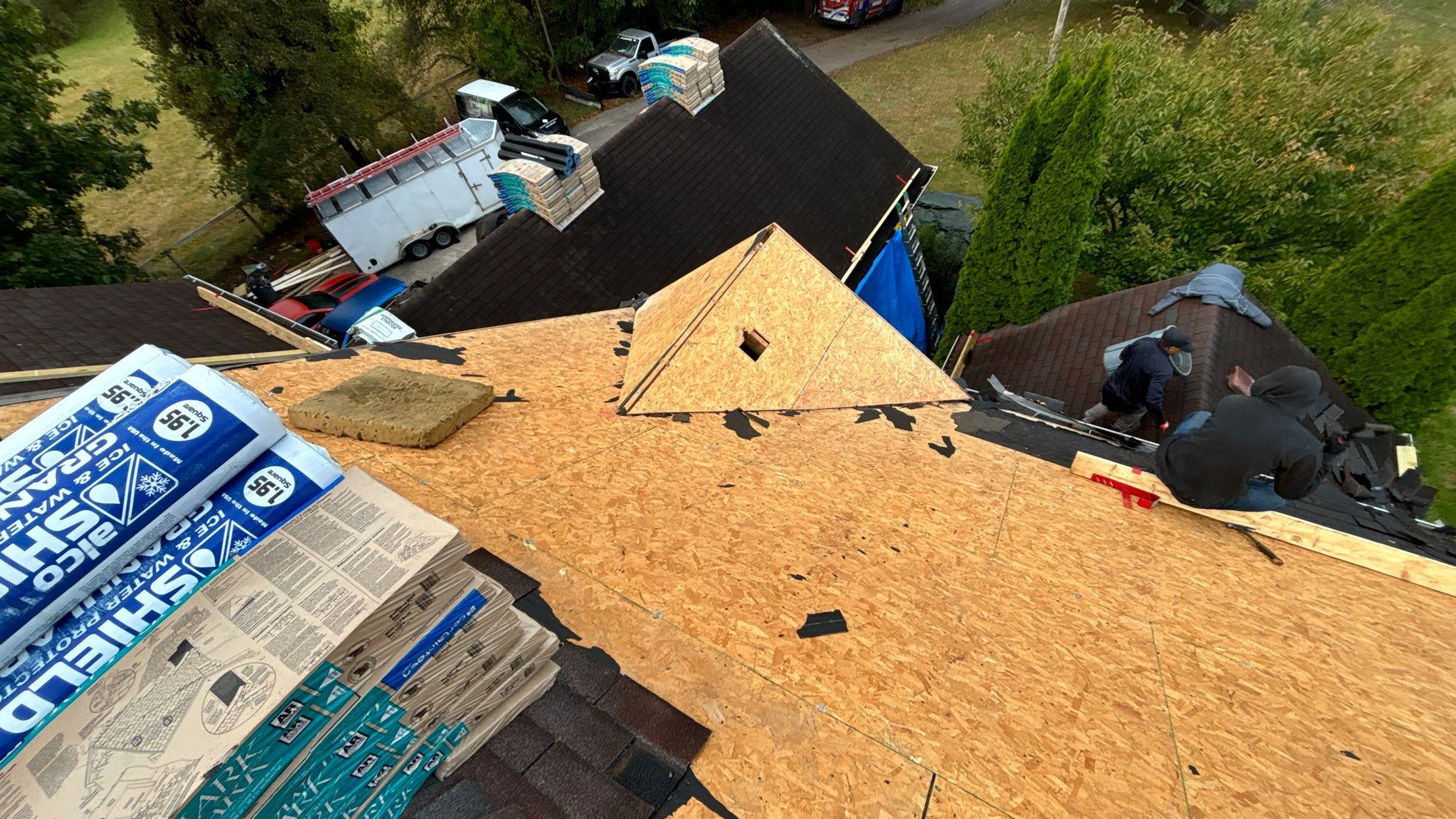 Roof Replacement using CertainTeed Landmark by 180 Contractors