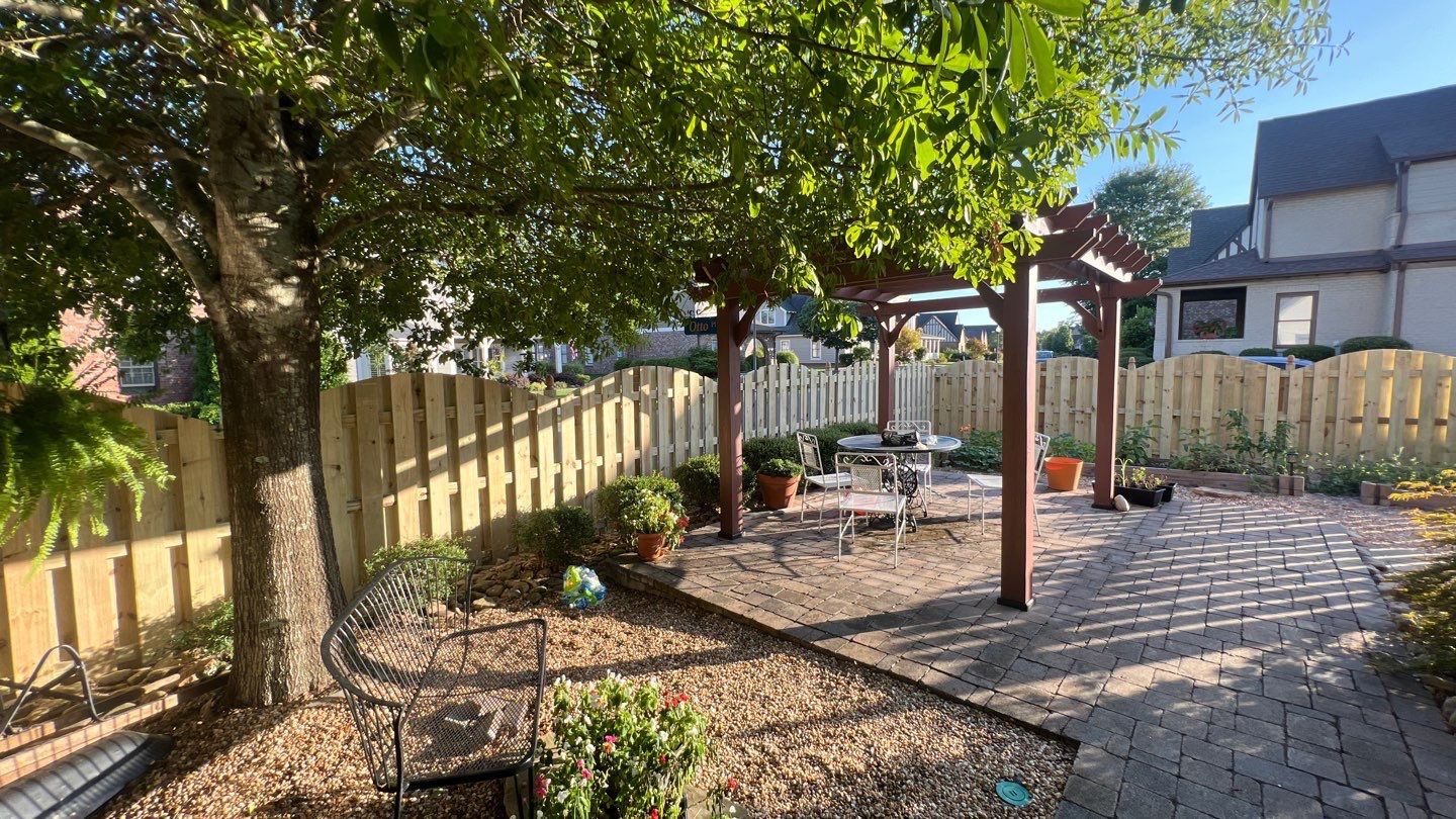 Chase Lake - Arched Shadowbox Fence by Pillar and Pine