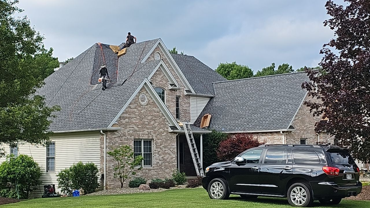 GAF Timberland Color: Pewter Gray by Eagle Eye Roofing