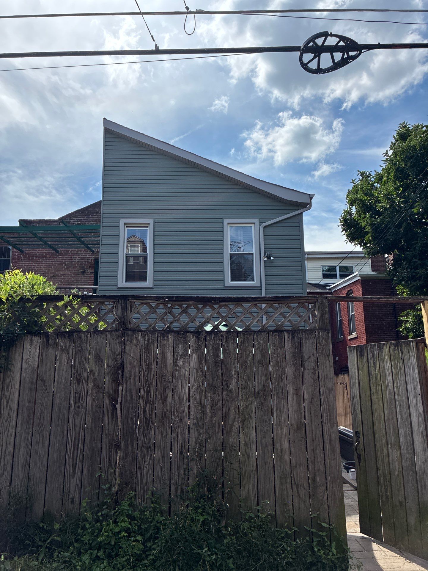 Mastic Ovation Vinyl Siding Renovation for Pittsburgh Rowhome by Ideal Siding Pittsburgh