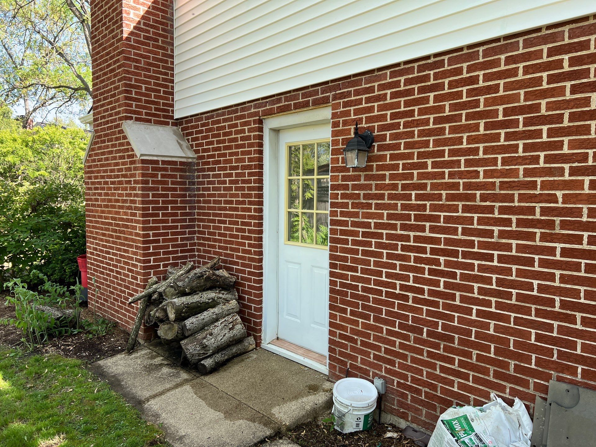 Housewashing  using Algaecide, soft wash soap by Northern Power Washing LLC.