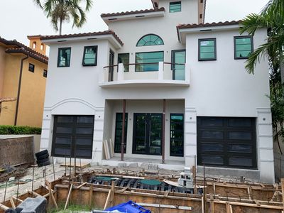 Modern Garage Door Installation for New Construction – Las Olas Isles, Fort Lauderdale, FL