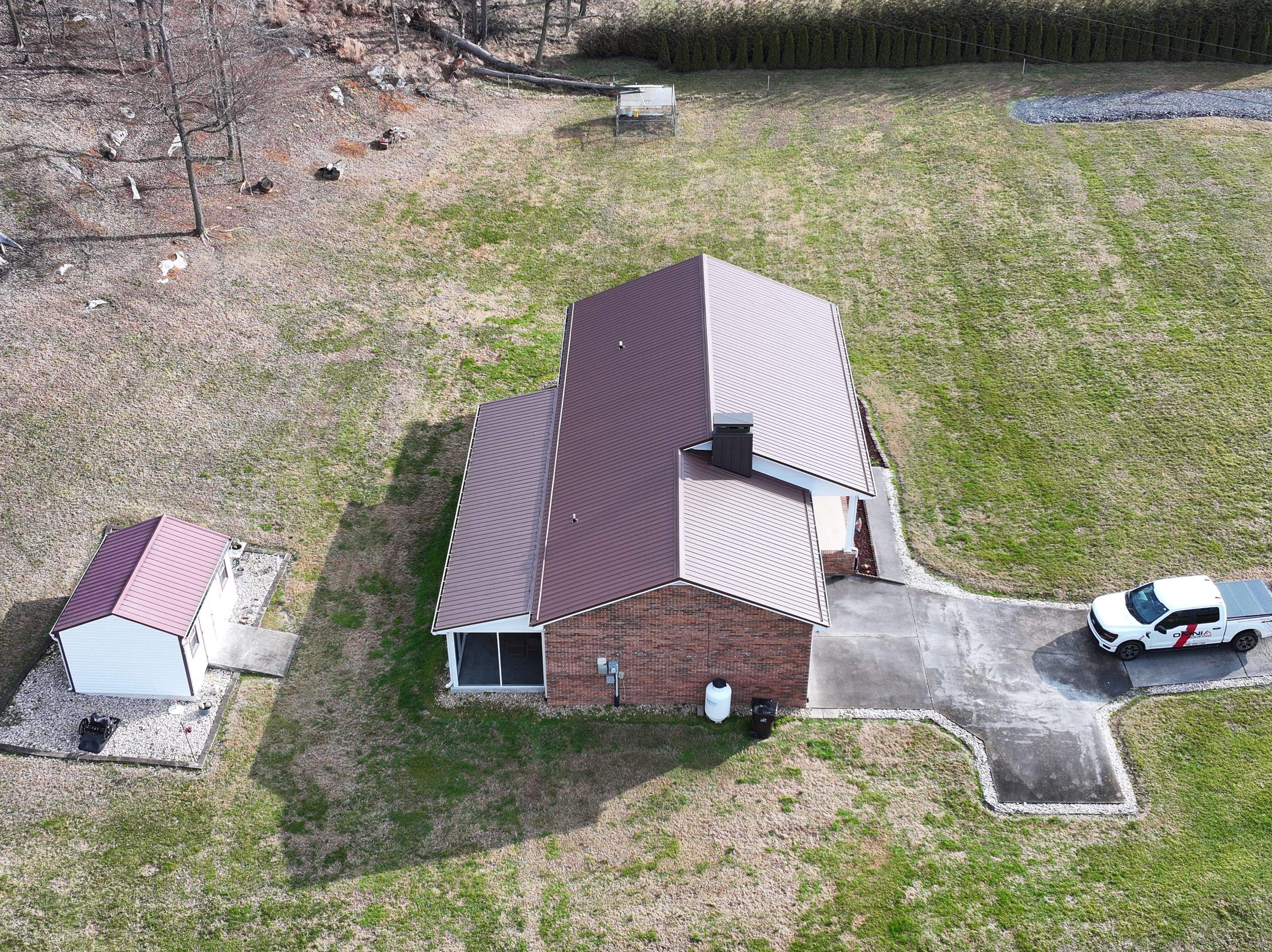 Fedor Residence by Omnia Roofing