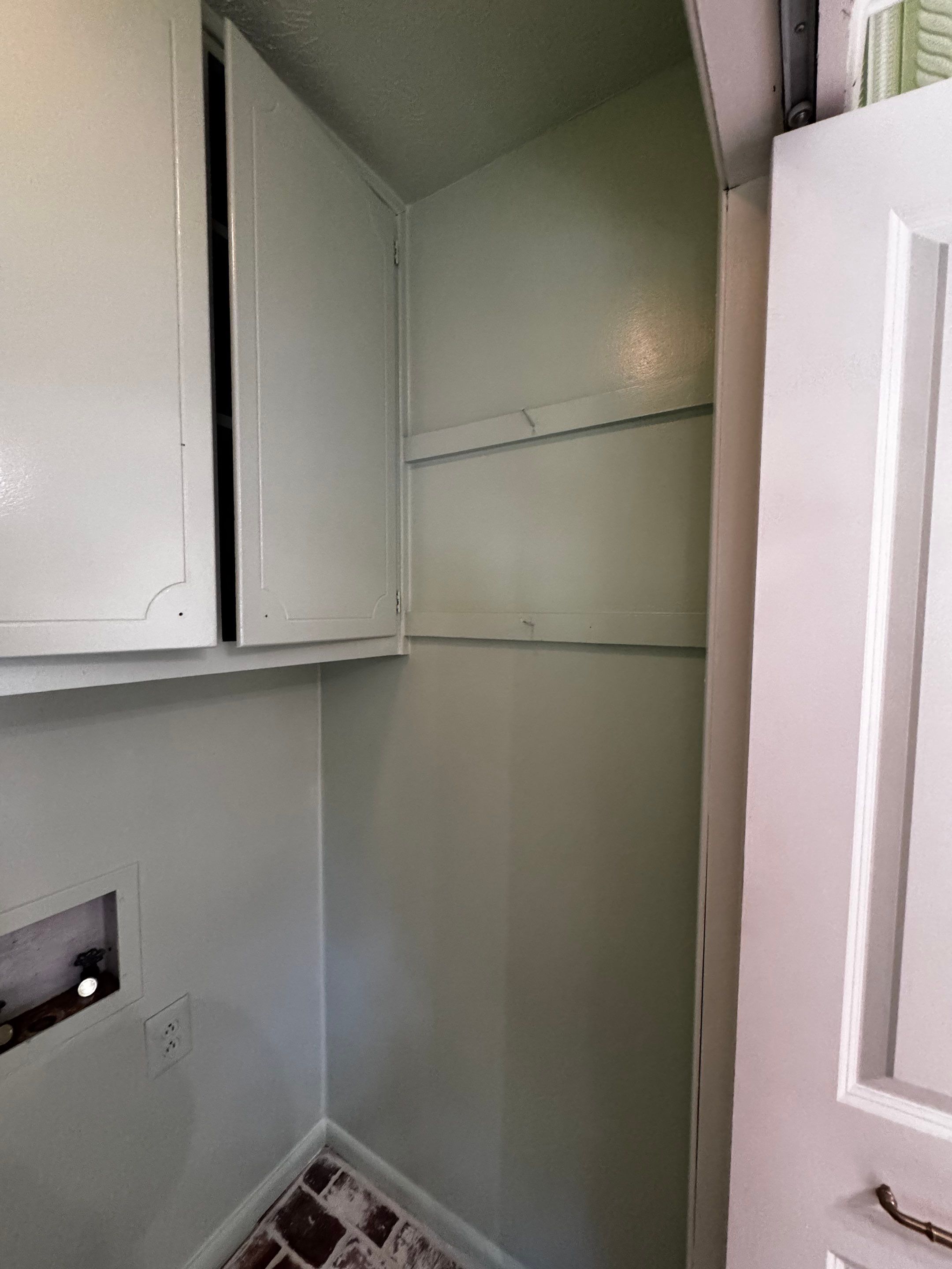 Laundry Closet Color Drench by PGP Surface Solutions, LLC