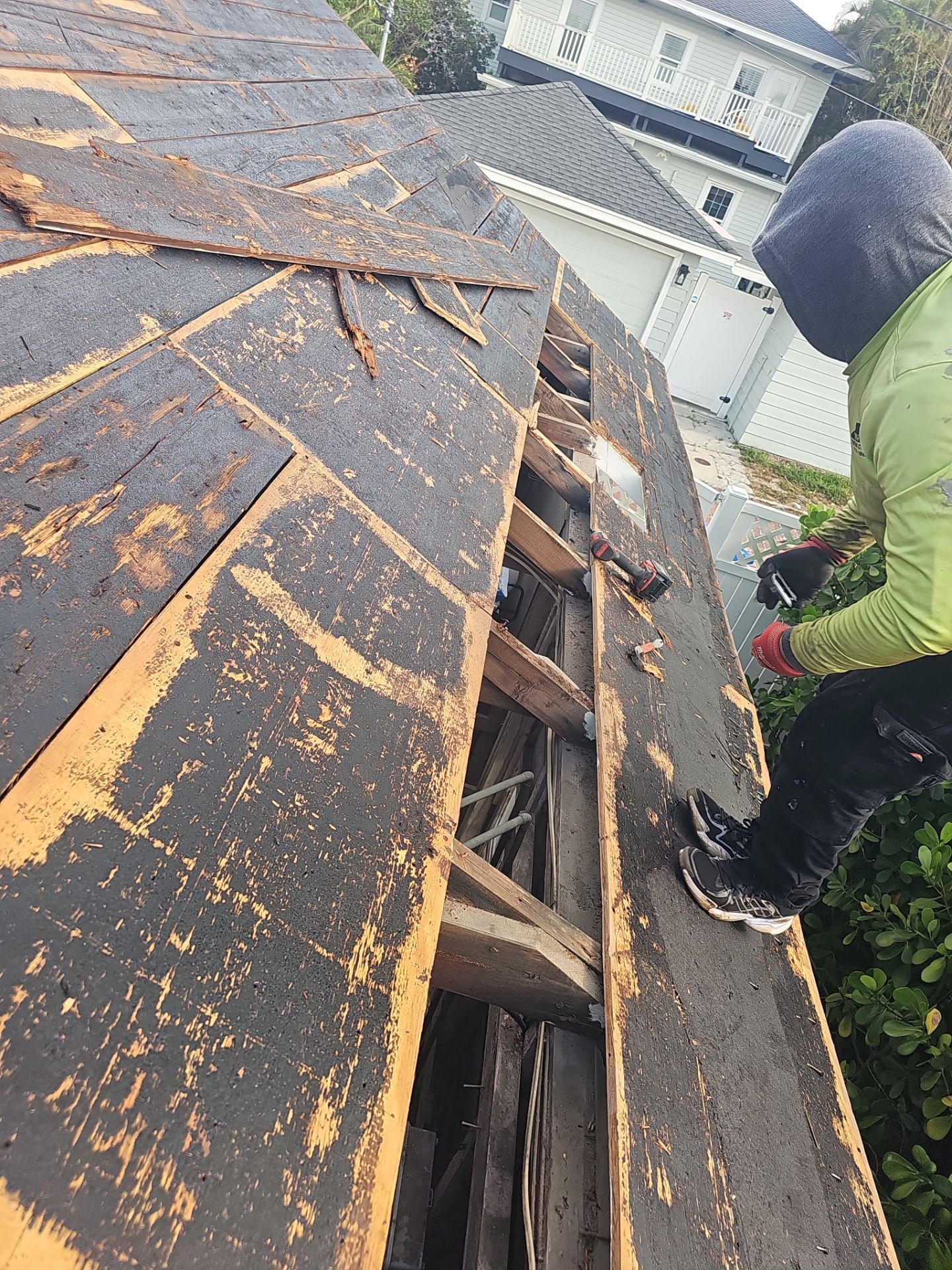 Project in St. Petersburg 33704 by Mitchell Roofing Company LLC 