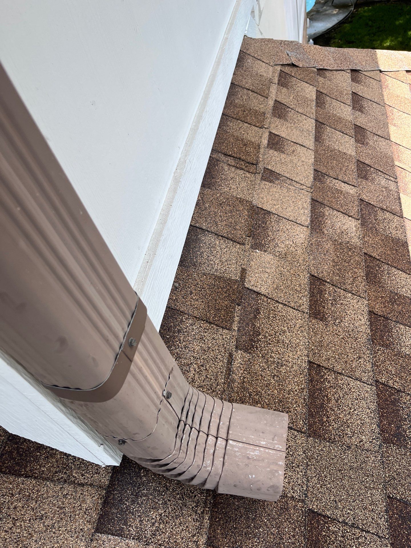 Hail Damage using Owen's Corning Duration (Lifetime) Shingles by Roof Repair Company