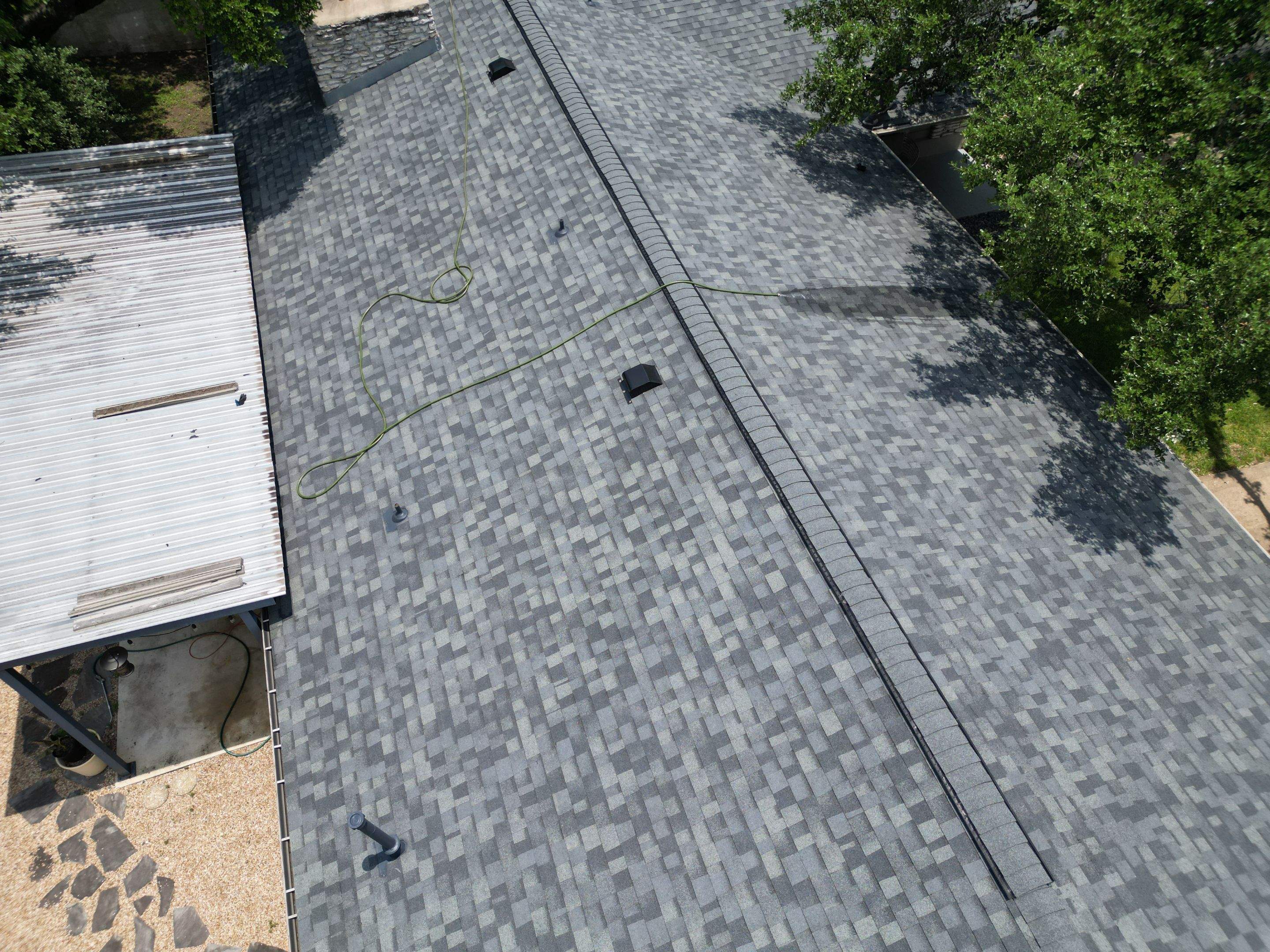 Estate Gray - Owens Corning TruDefinition Duration by RoofsOnly.com