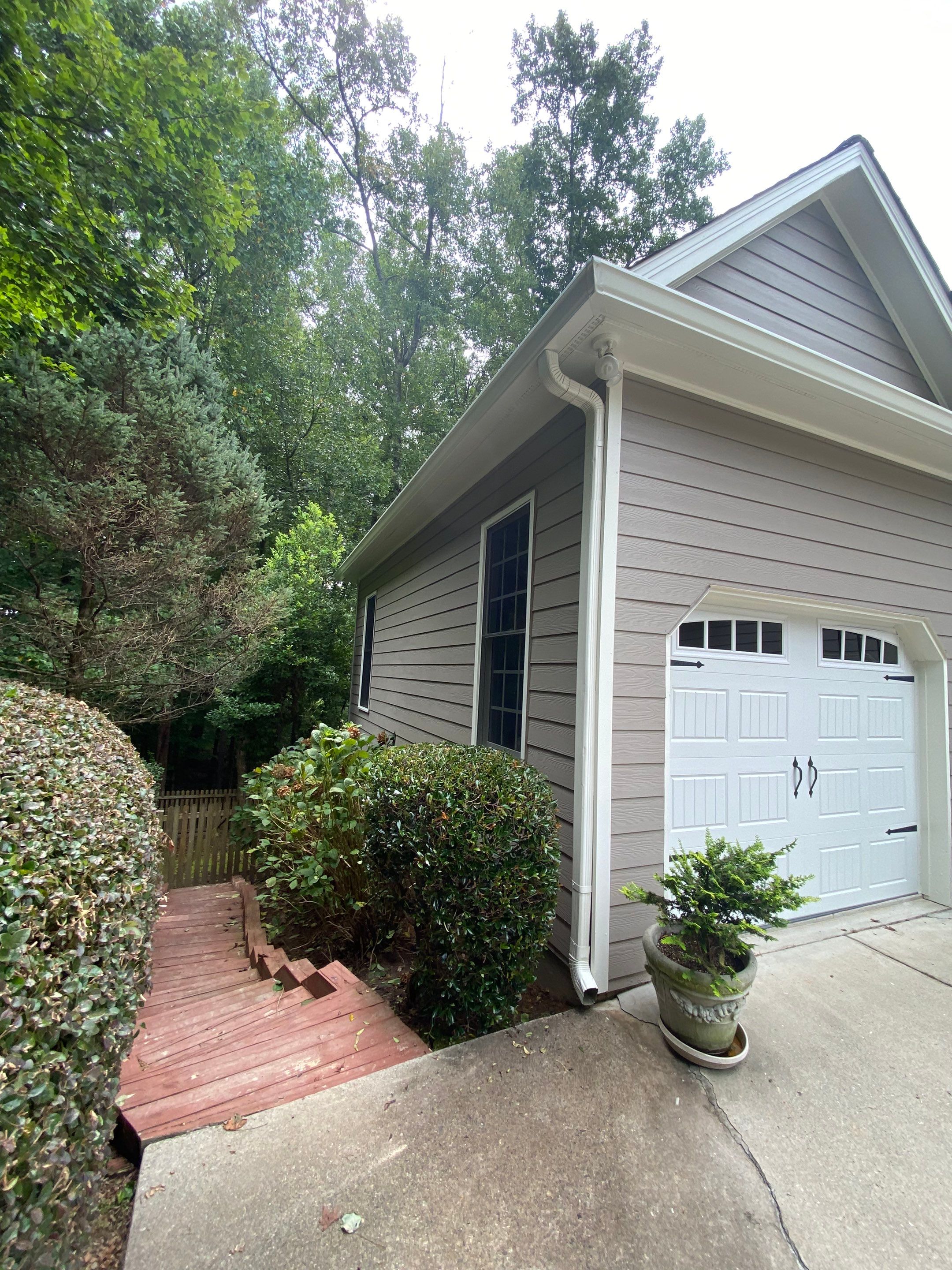 Residential Exterior Painting and Siding Refresh in Alpharetta by Swift Home Renovations 