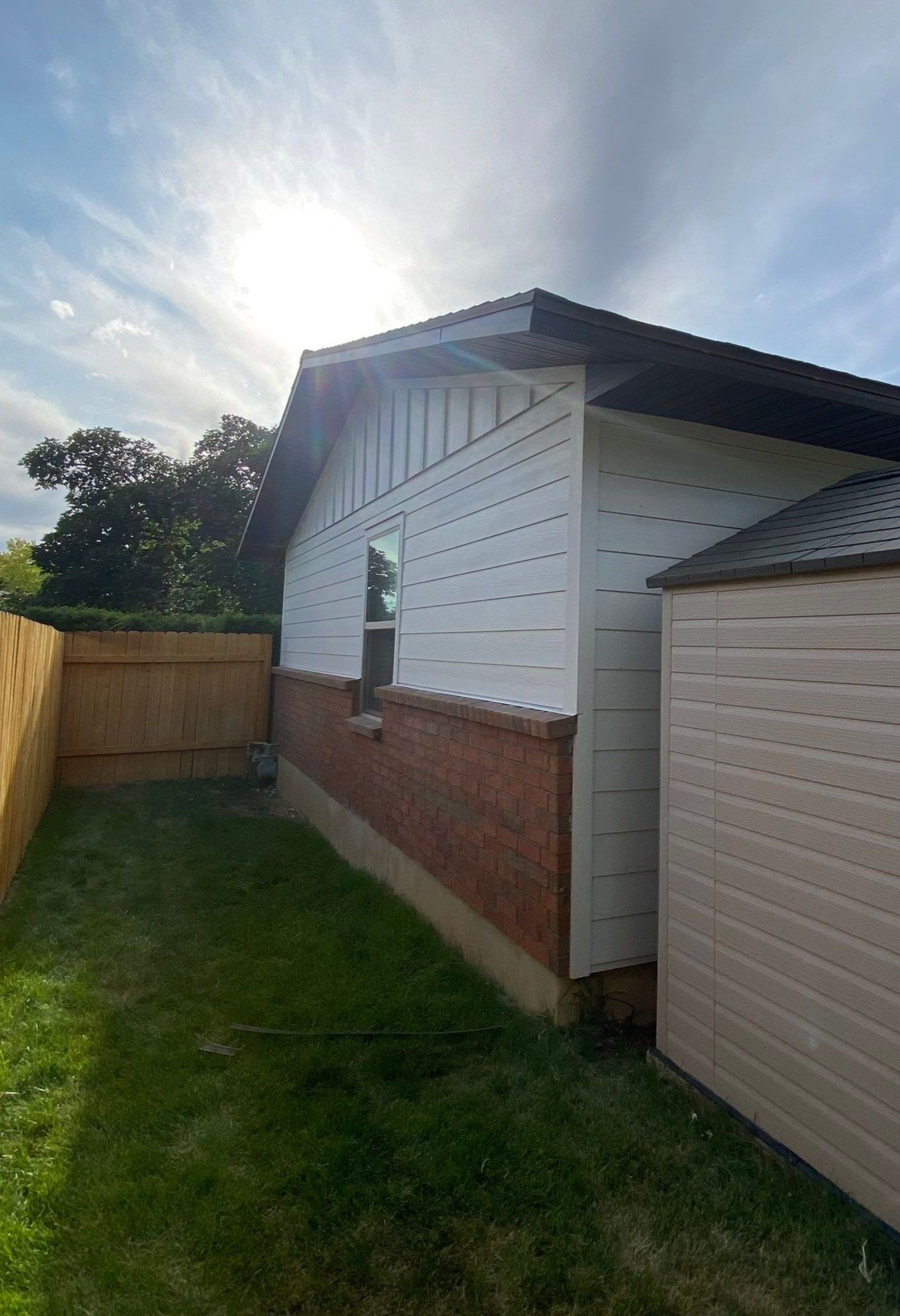 Orem | Hardie B&B and Lap Siding | Cobble Stone & Arctic White by Ideal Siding Utah