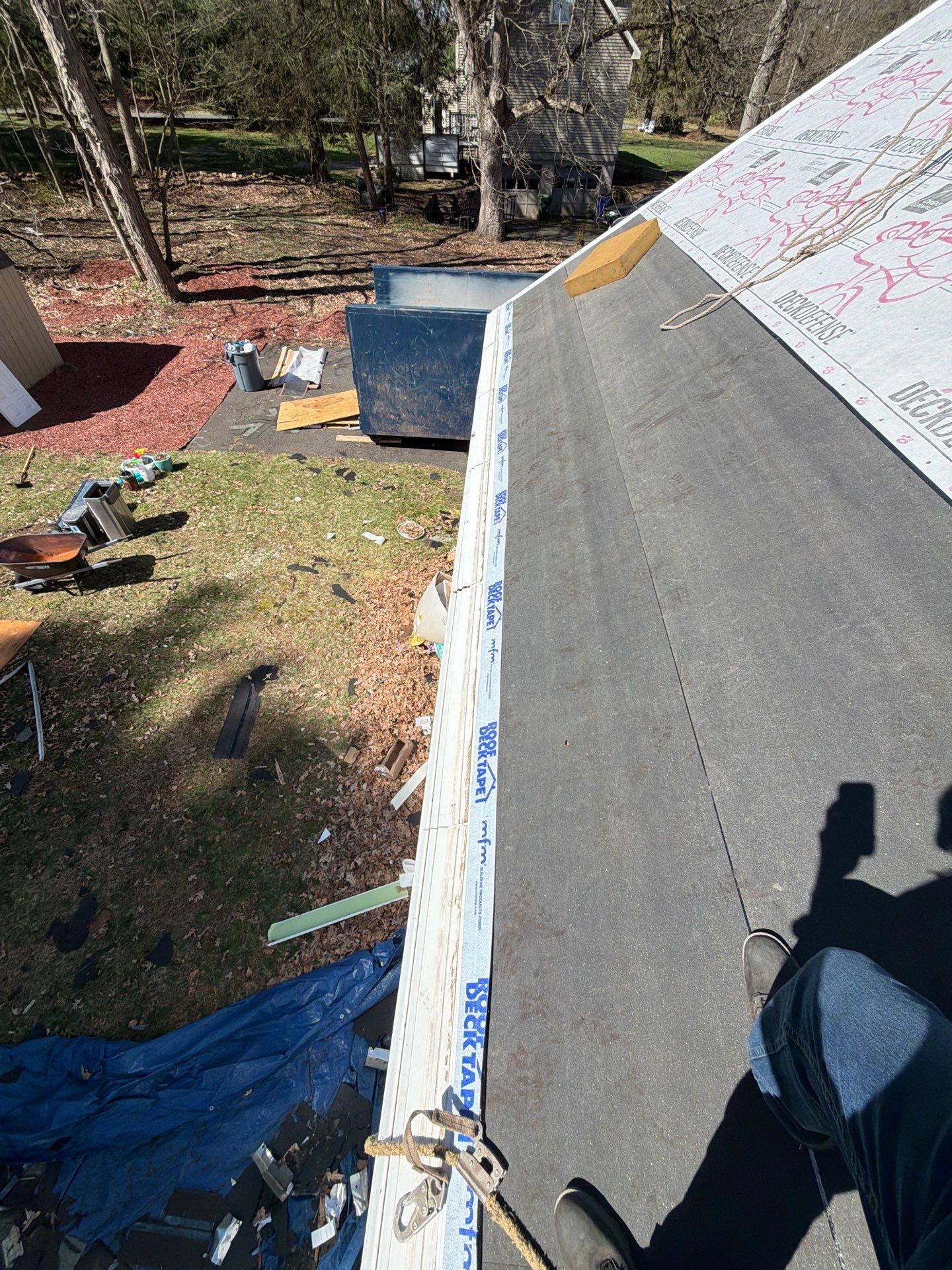 Owens Corning Duration: Onyx Black in Avon, Connecticut by Golden Shield Roofing