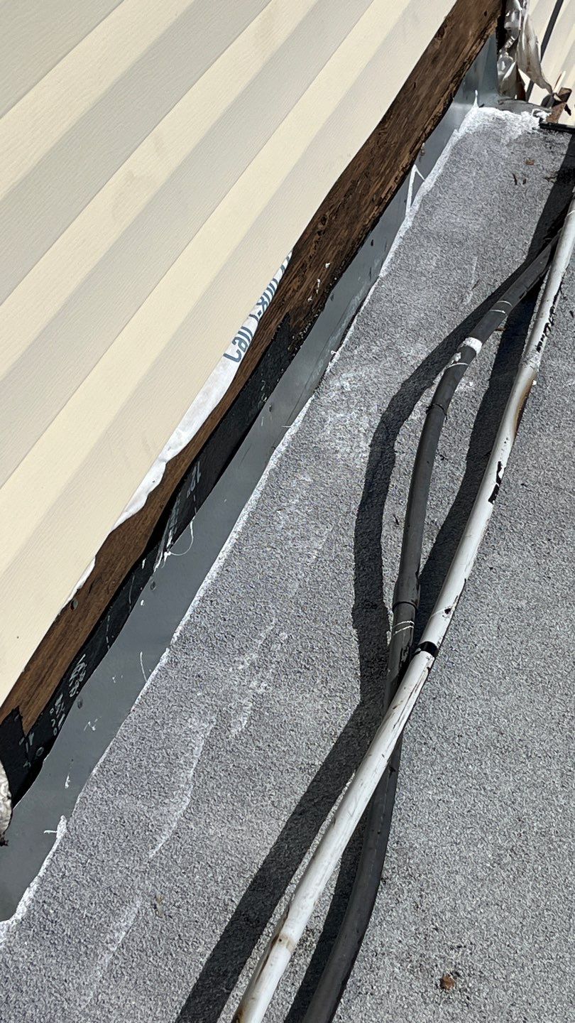 Mustang Island Flat Top by Bayfront Roofing and Construction