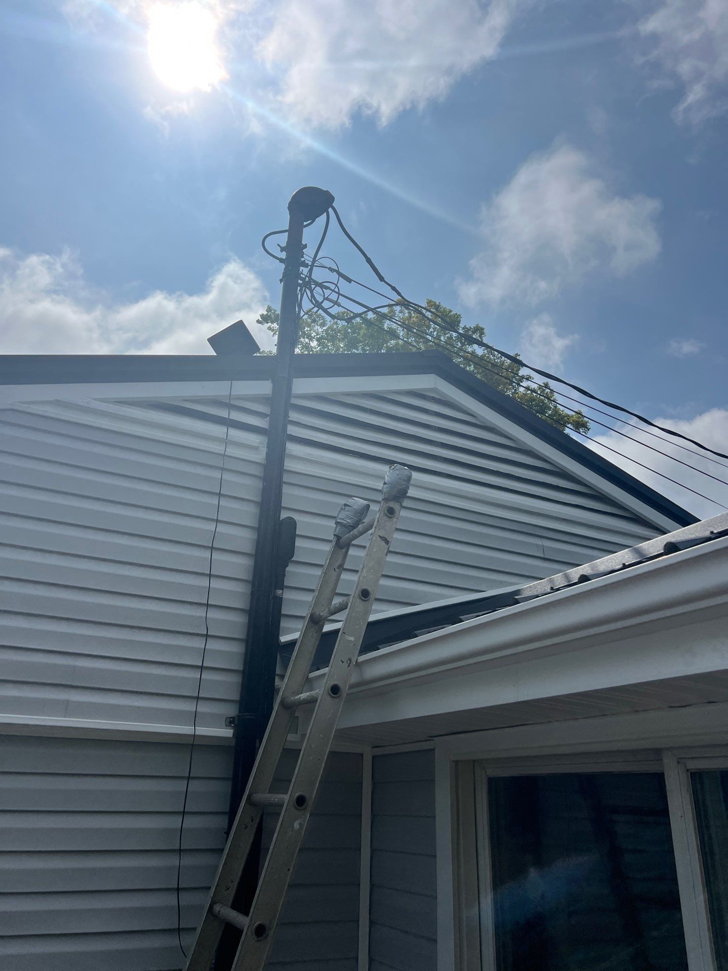 Shaw Residence by Omnia Roofing