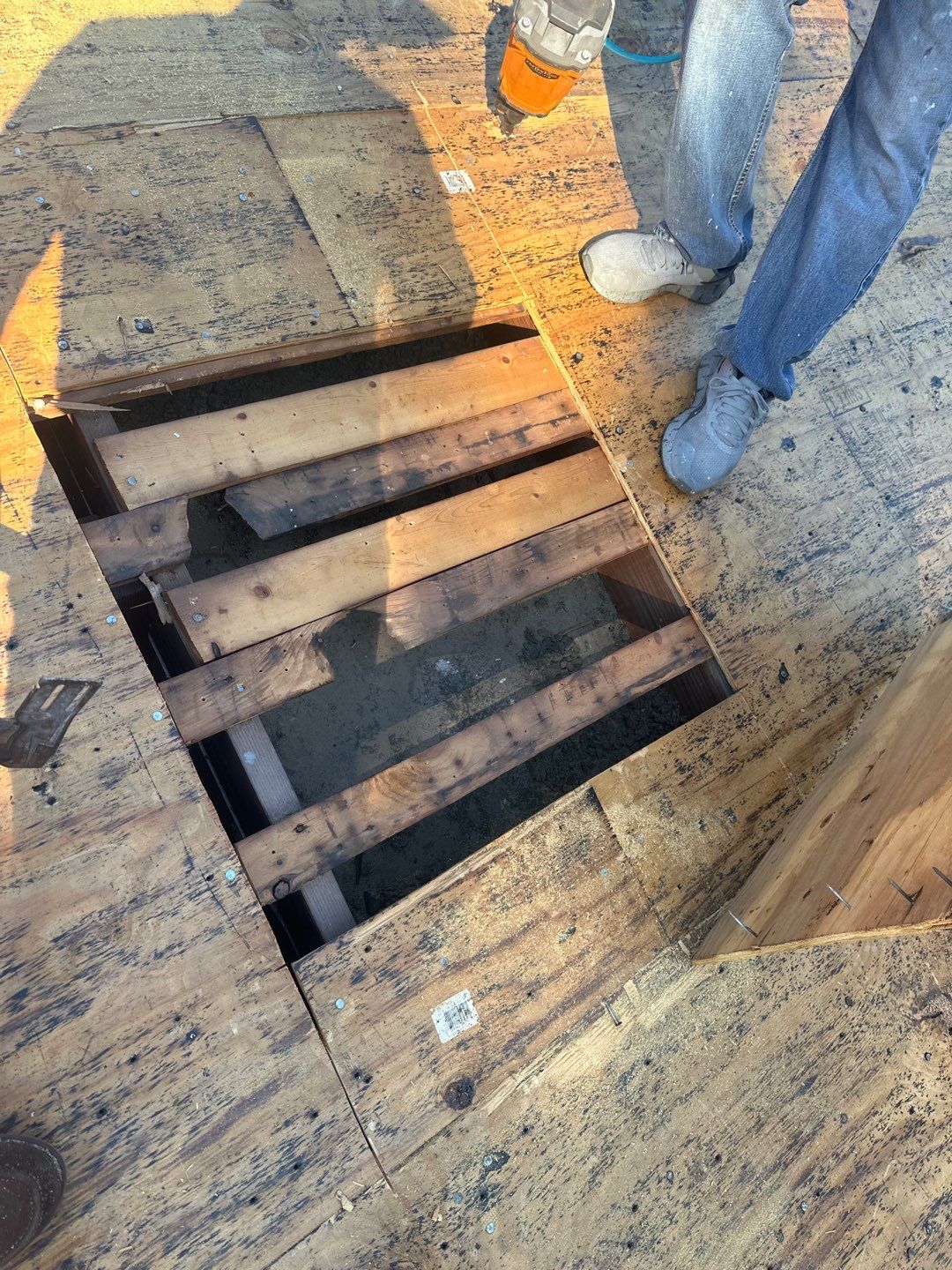 Roof Replacement Houston by Roof Repair Company
