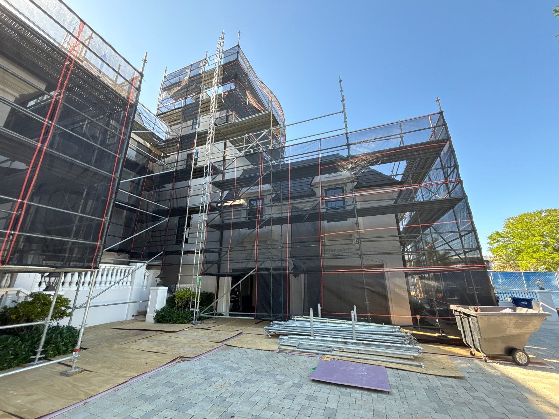 Gutter Installation using Half Round Seamless Gutters in Tampa FL by Gutter Professors