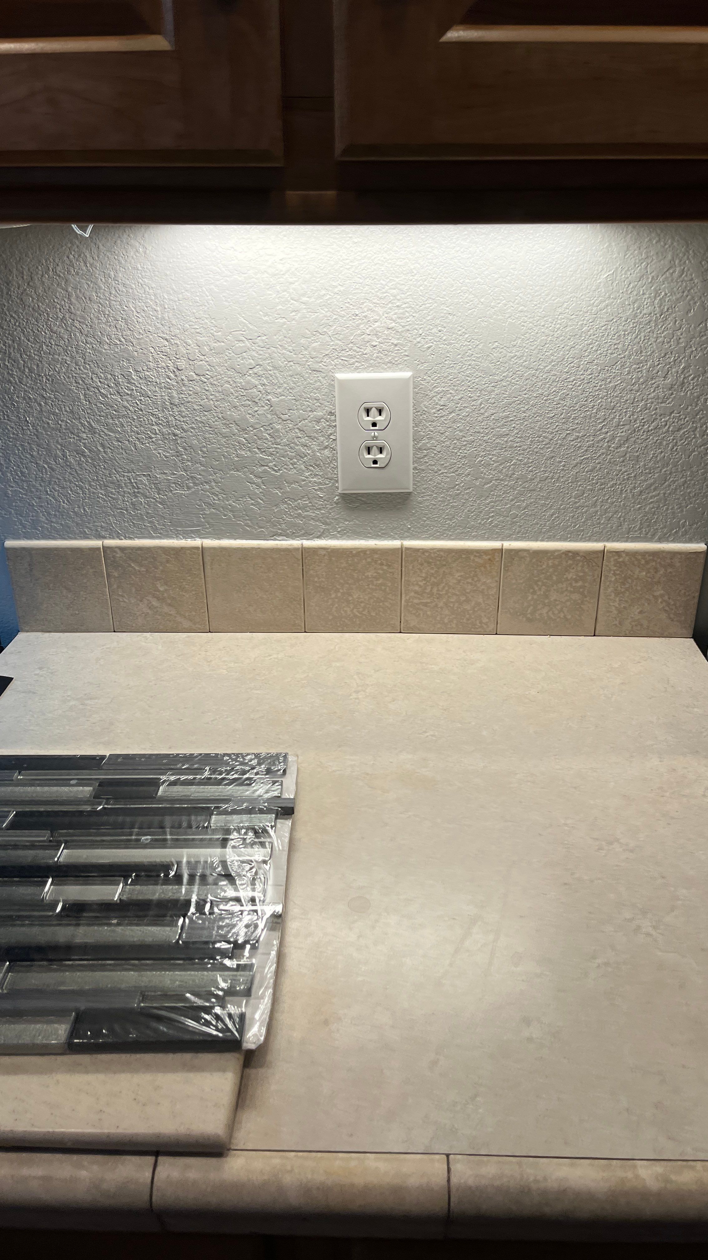 Backsplash using Tile by Footprints Floors of Chandler 