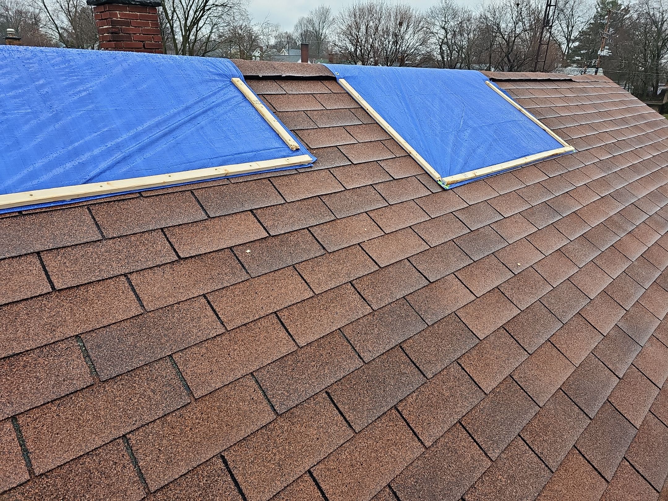 ATLAS PINNACLE COLOR: HEATHERBLEND DRIPE EDGE: WHITE by Eagle Eye Roofing