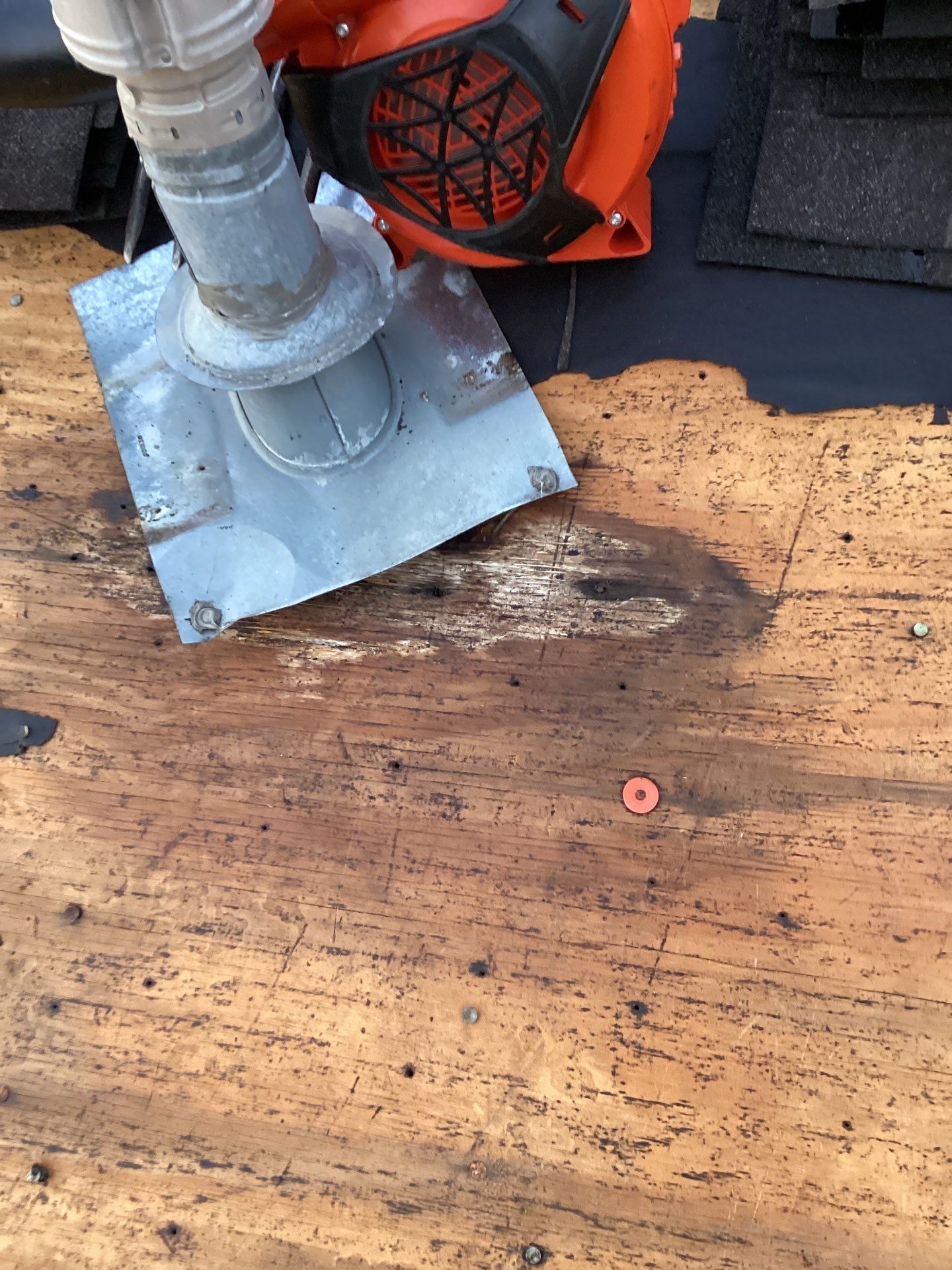 Residential Roofing Installation using Owen's Corning Duration (Lifetime) Shingles by Roof Repair Company