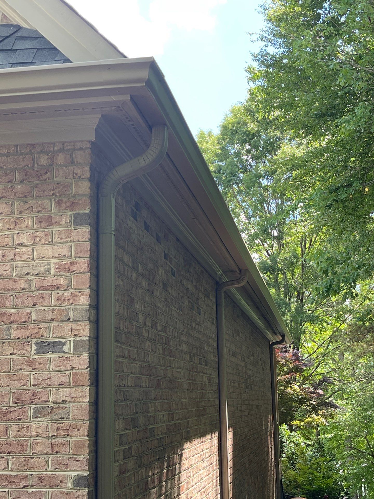Beautiful 6" Seamless Gutter by Peak 2 Peak Services LLC