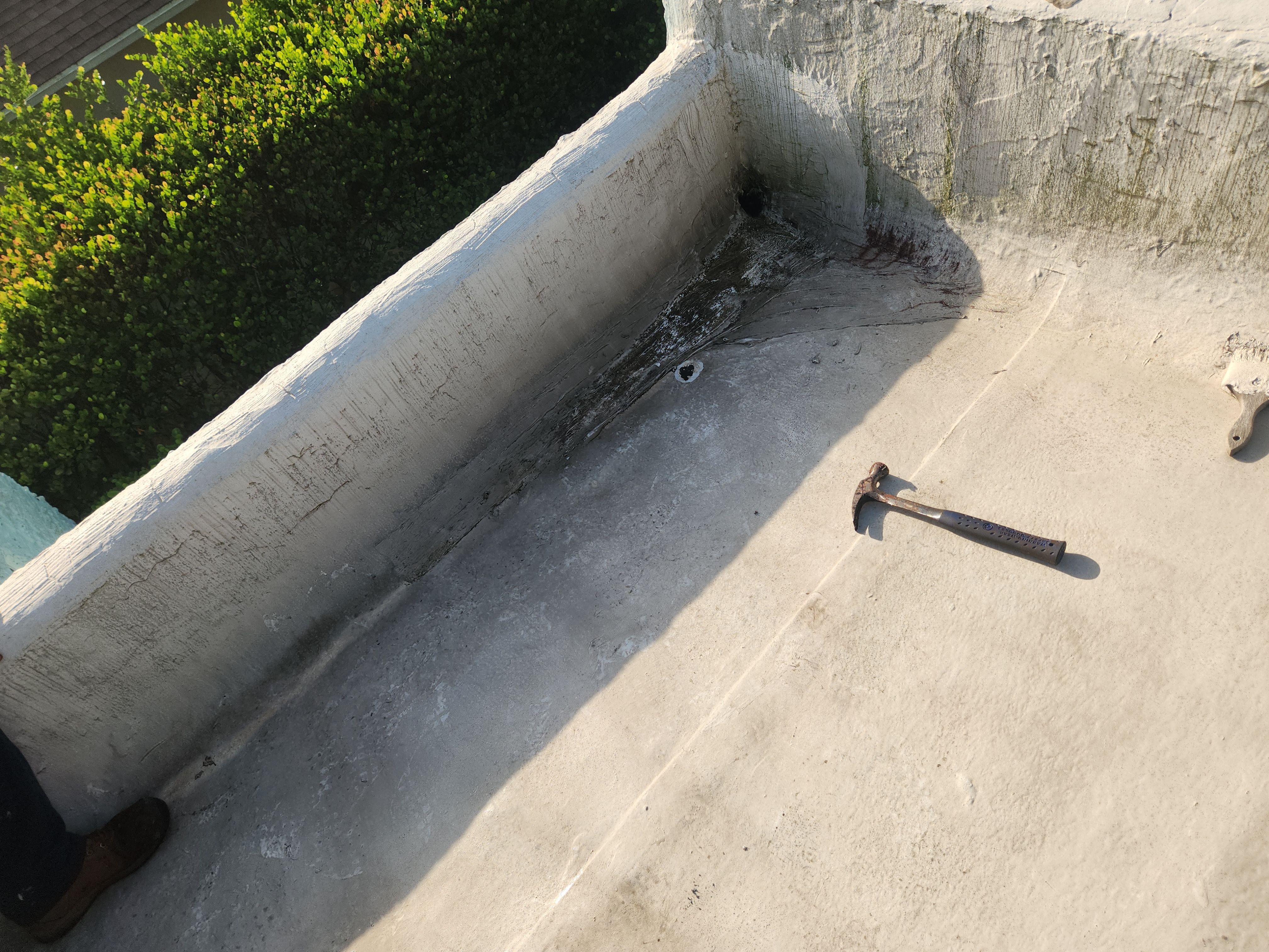 Flat Roof Leak Repair and Parapet Sealing in West Palm Beach by Aastro Roofing