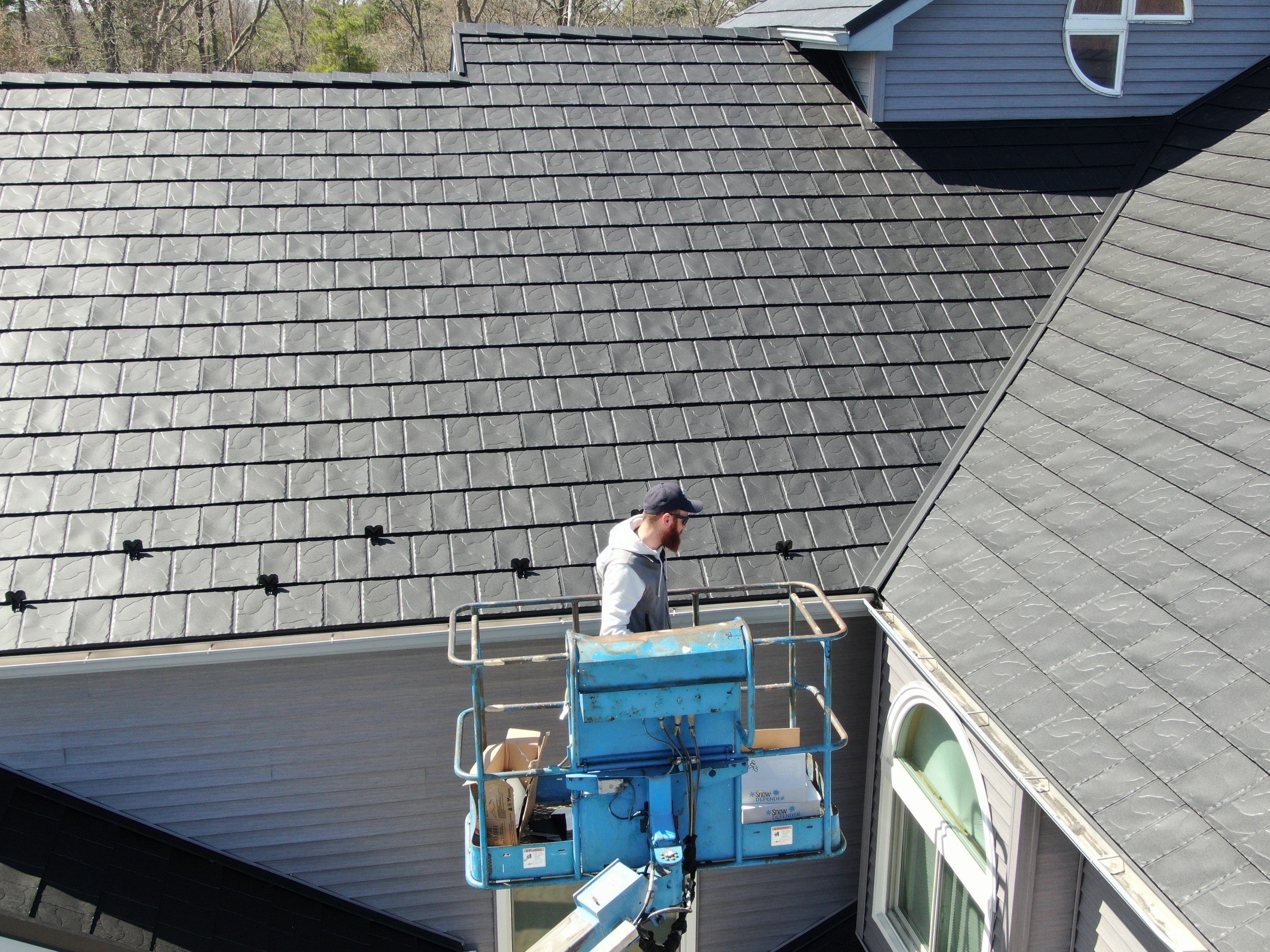 Residential Roofing Installation using Vic West Nothridge Slate by 4Ever Metal Roofing