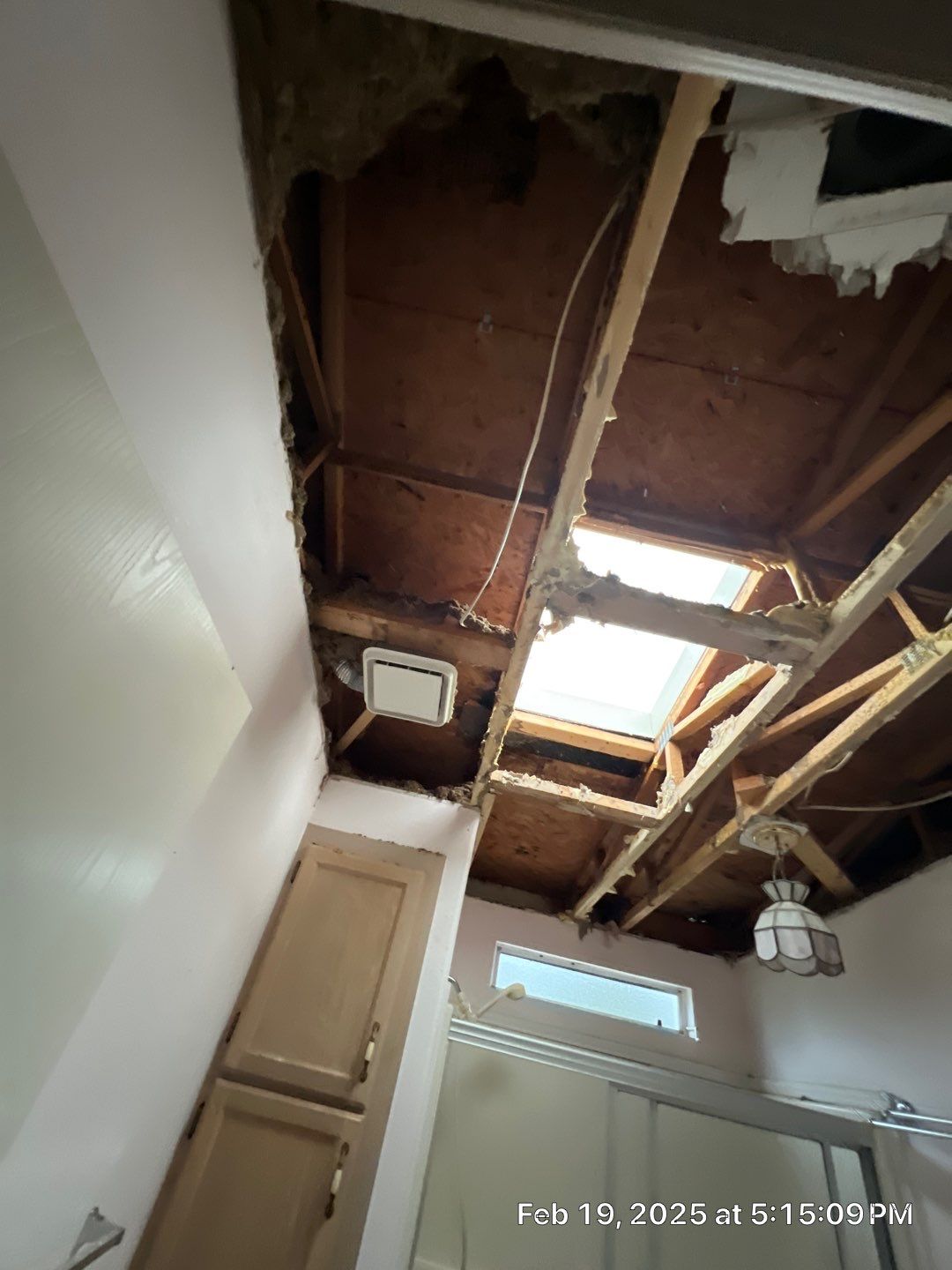Water Damage In Palmetto by Ampm Restoration Services 