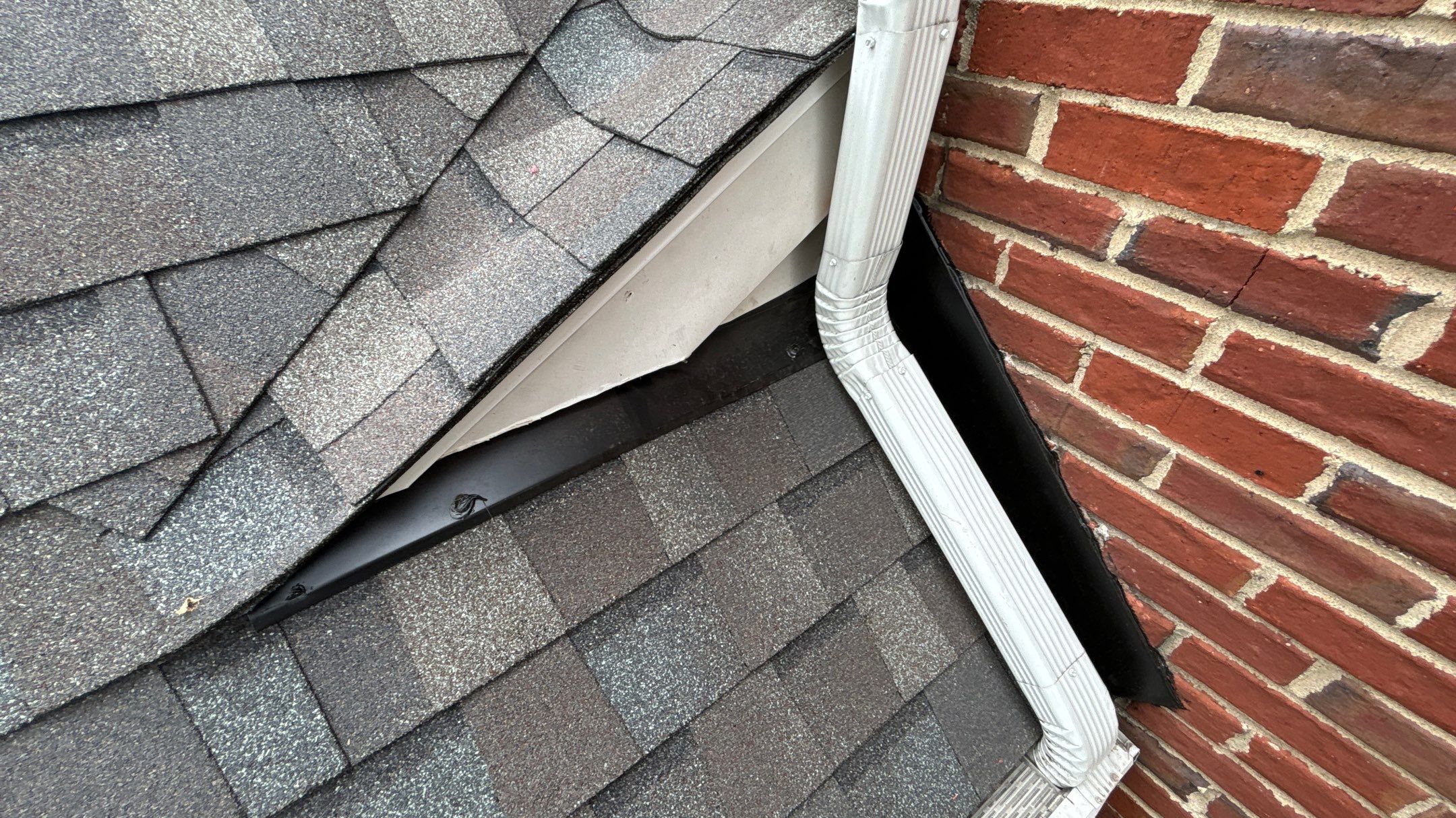 Roof Replacement using CertainTeed Landmark Pro by 180 Contractors