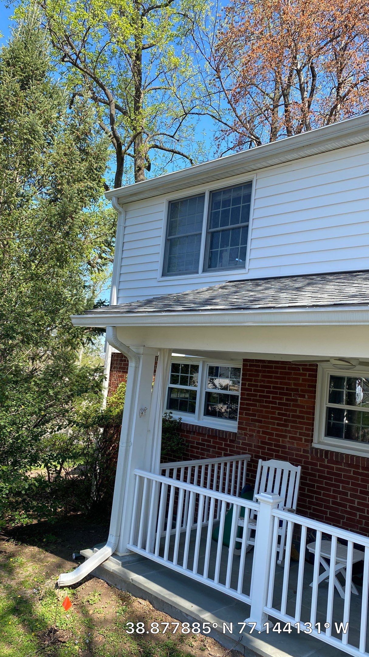 Arlington: CertainTeed Landmark Pro Designer Shingles in Max Def Georgetown Gray by RM Banning, Inc.