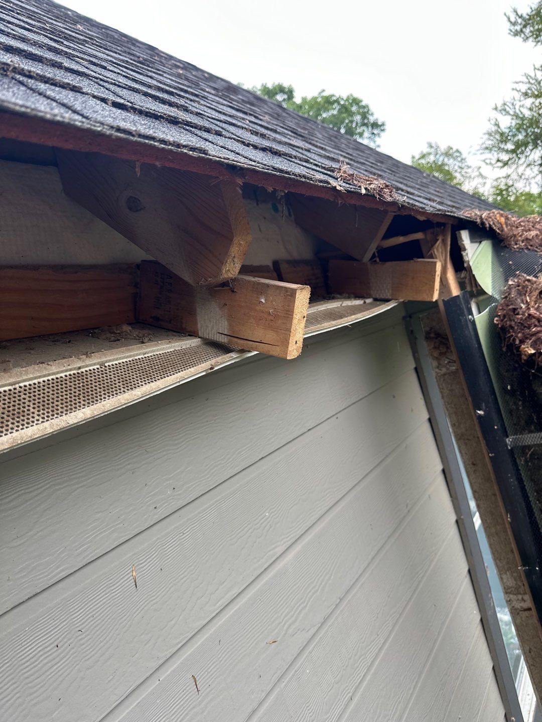 Residential Roofing Repair using Owen's Corning Duration (Lifetime) Shingles by Roof Repair Company