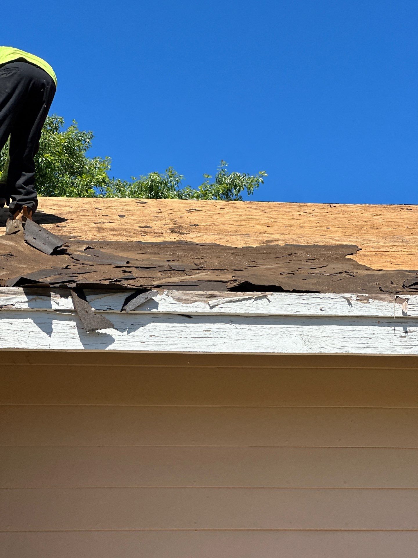 Roof Replacement - Santa Clarita, CA 91351 by Epic Roof Replacement