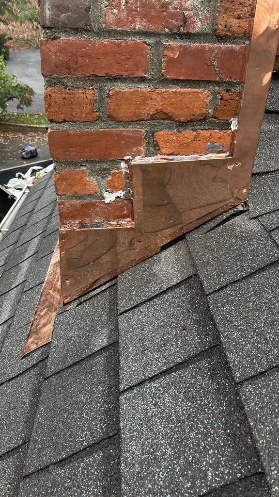 GAF Slateline Shingles with Copper Standing Seam and Flashings by Undersun Roofing 