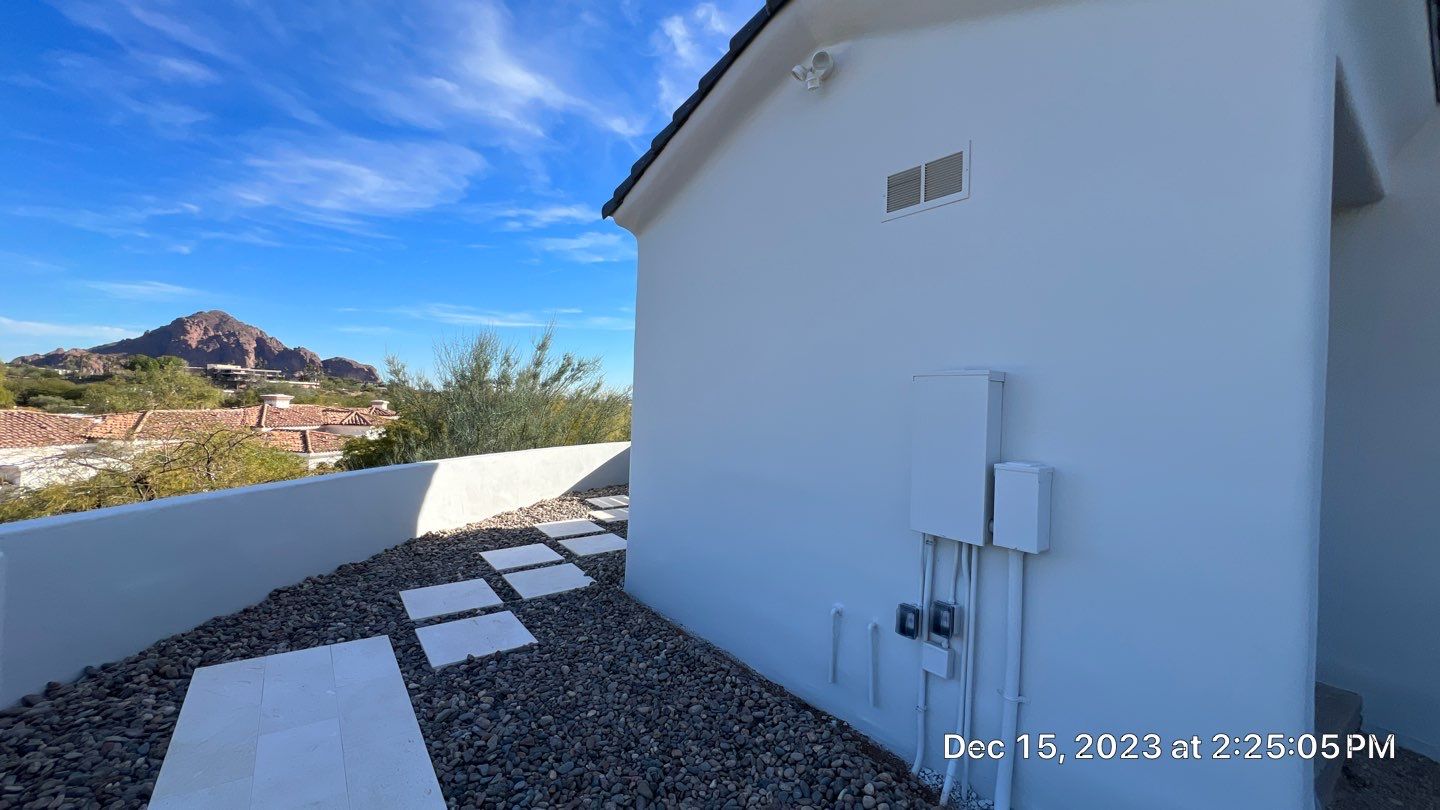 Exterior Painting - Paradise Valley by Crash of Rhinos Painting & Garage Floors