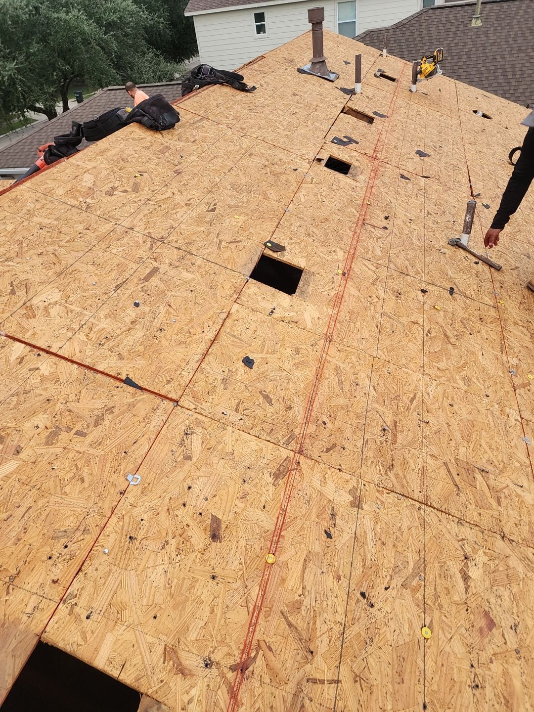 Residential Roofing Installation using Owen's Corning Duration (Lifetime) Shingles by Roof Repair Company