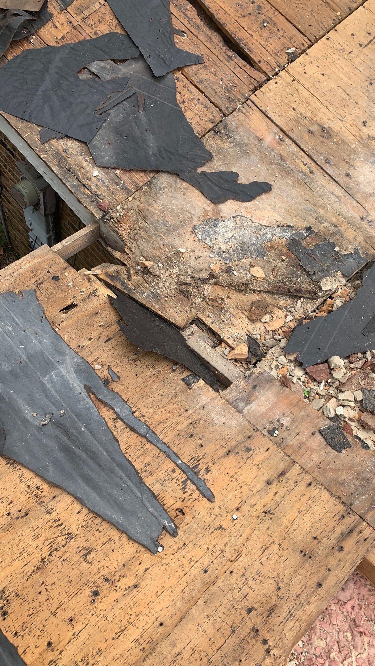 Residential Roofing Installation using CertainTeed XT25 by Hostetler Roofing